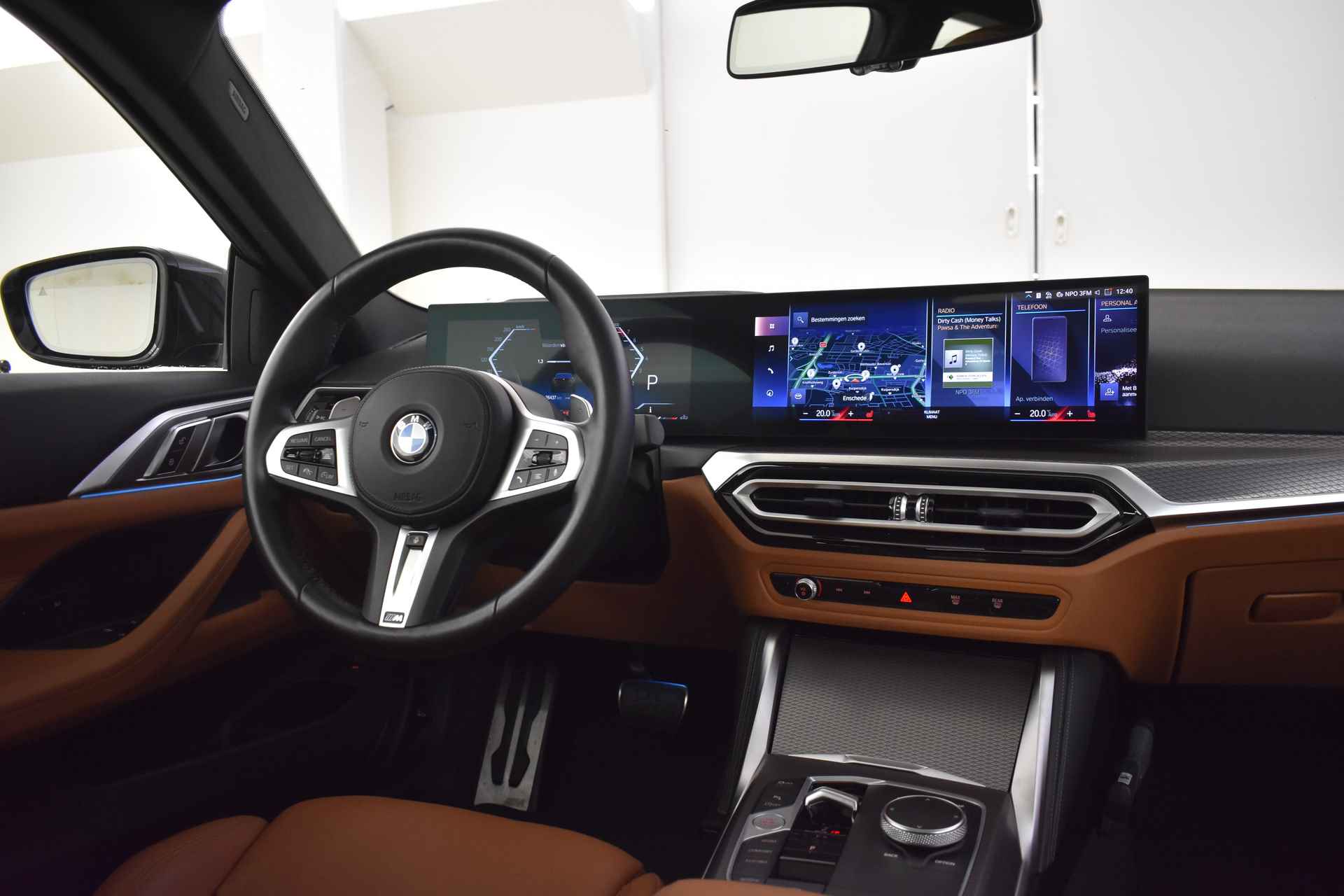 BMW 4 Serie Coupé 420i High Executive M Sport Automaat / Schuif-kanteldak / M sportstoelen / Active Cruise Control / Comfort Access / Parking Assistant - 17/53