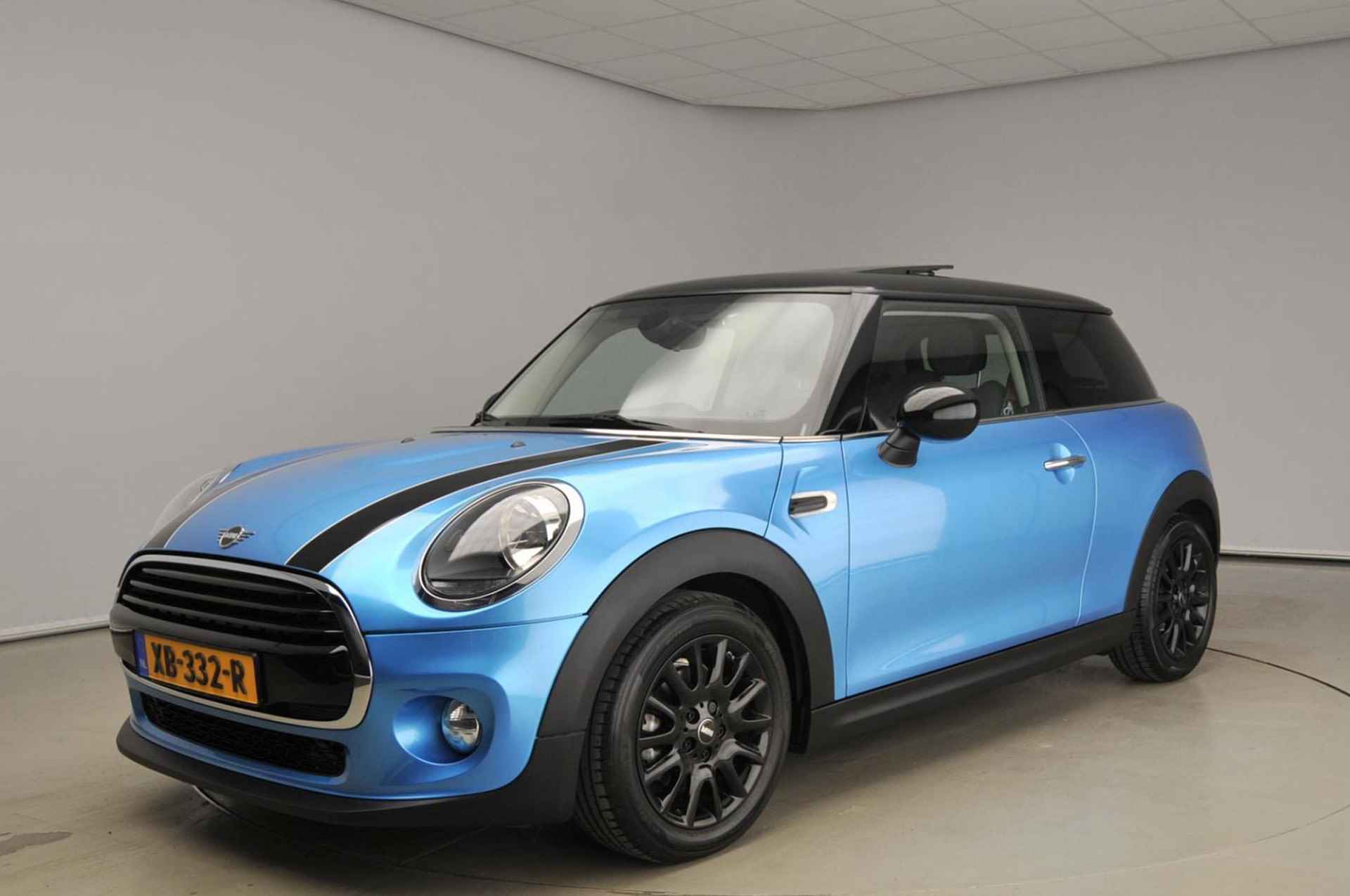 Mini 3-deurs Cooper Automaat / Sportstoelen / Panoramadak / Getint glas / Alu wielen Black - 33/33