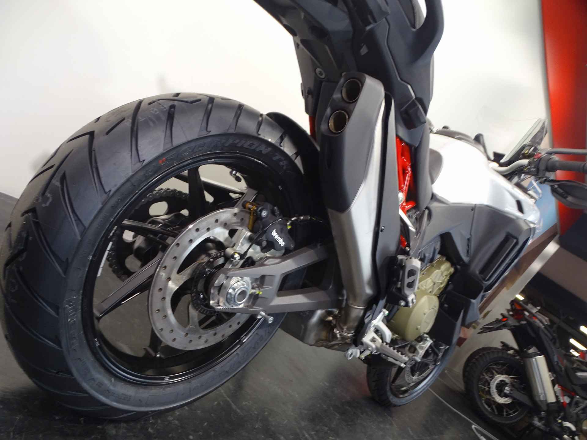 Ducati MULTISTRADA V4 S RADAR FORGED WHEELS - 5/7