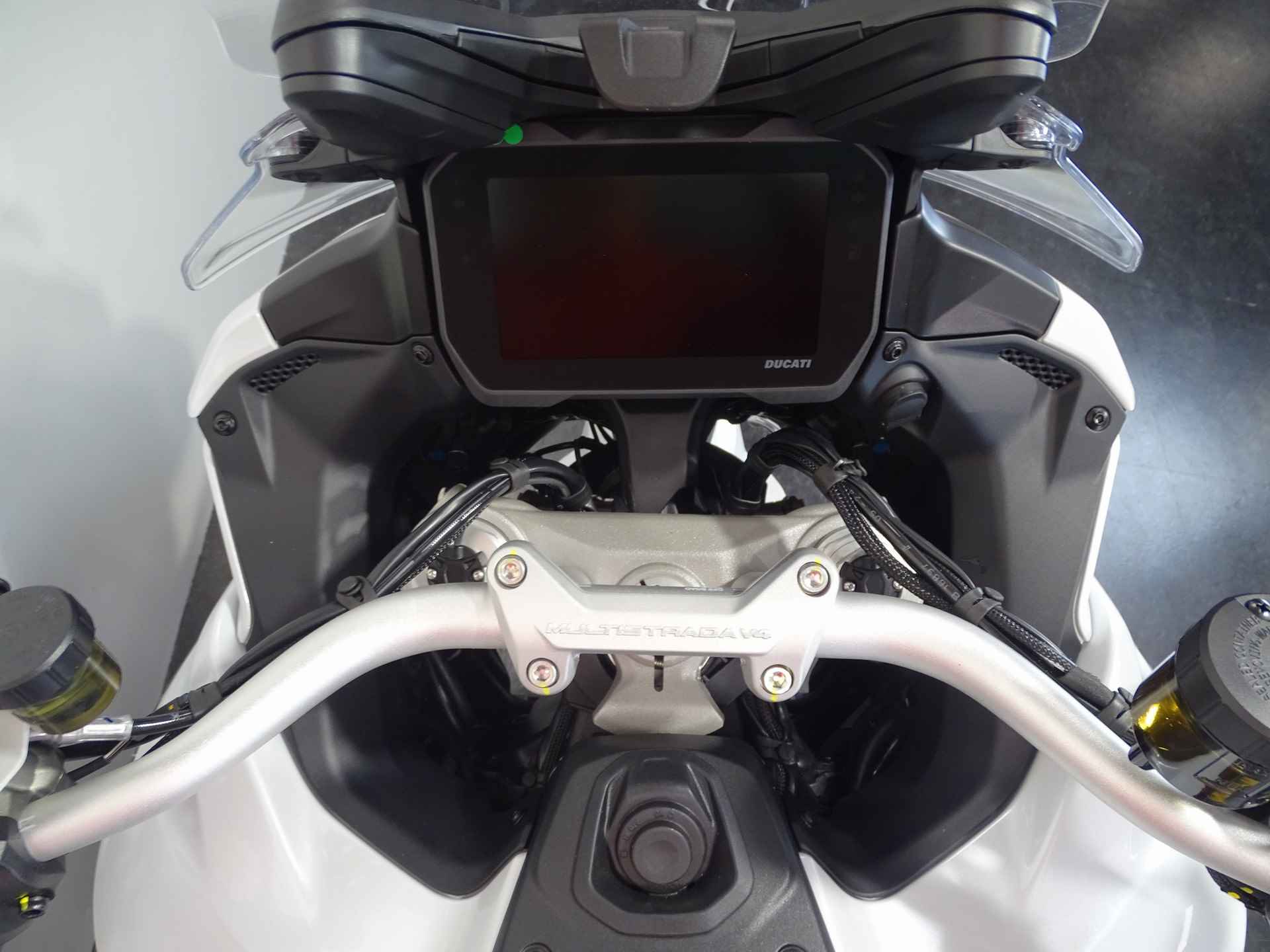 Ducati MULTISTRADA V4 S RADAR FORGED WHEELS - 7/7