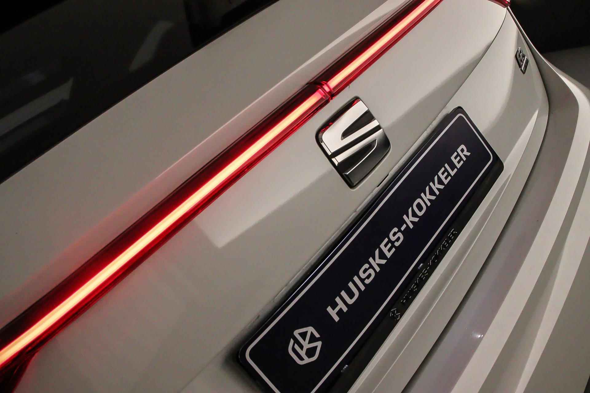 SEAT Tarraco FR 1.4 TSI e-Hybrid 245pk DSG Automaat Trekhaak, Panoramadak, Elektrische achterklep, Lederen bekleding, Achteruitrijcamera, Navigatie, Adaptive cruise control, Stuurwiel verwarmd, LED verlichting, Stoelverwarming, Parkeersensoren - 57/65