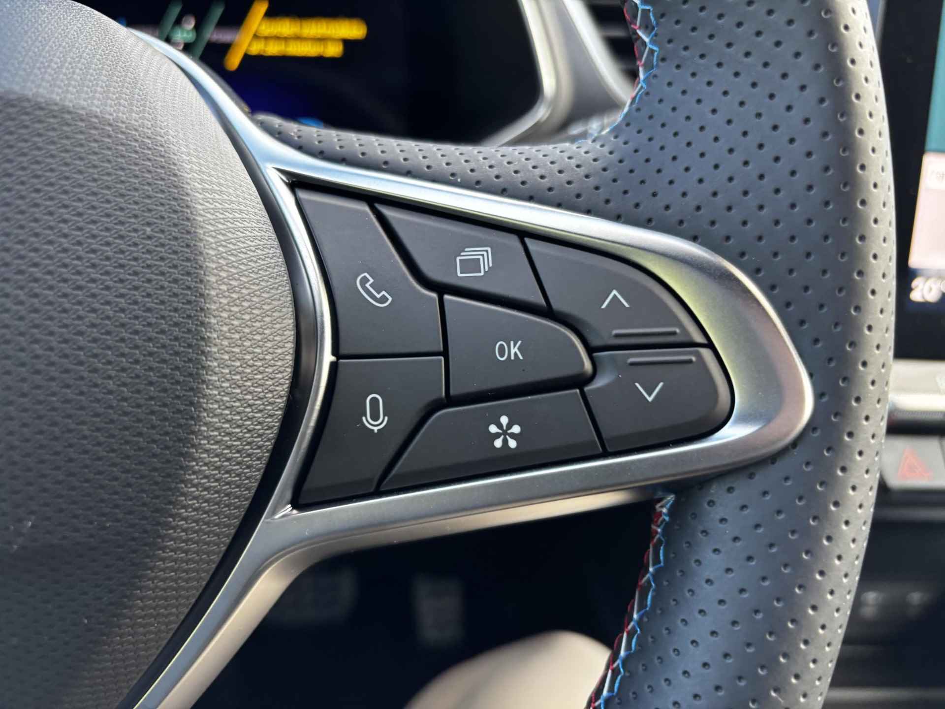 Renault Symbioz 1.6 E-Tech hybrid 145 esprit Alpine Rondomzicht camera | Lichtmetalen velgen | Cruise Control | Verwarmbare stoelen/voorruit | Apple carplay/android auto |  Elektr. verstelbare stoelen | - 13/24