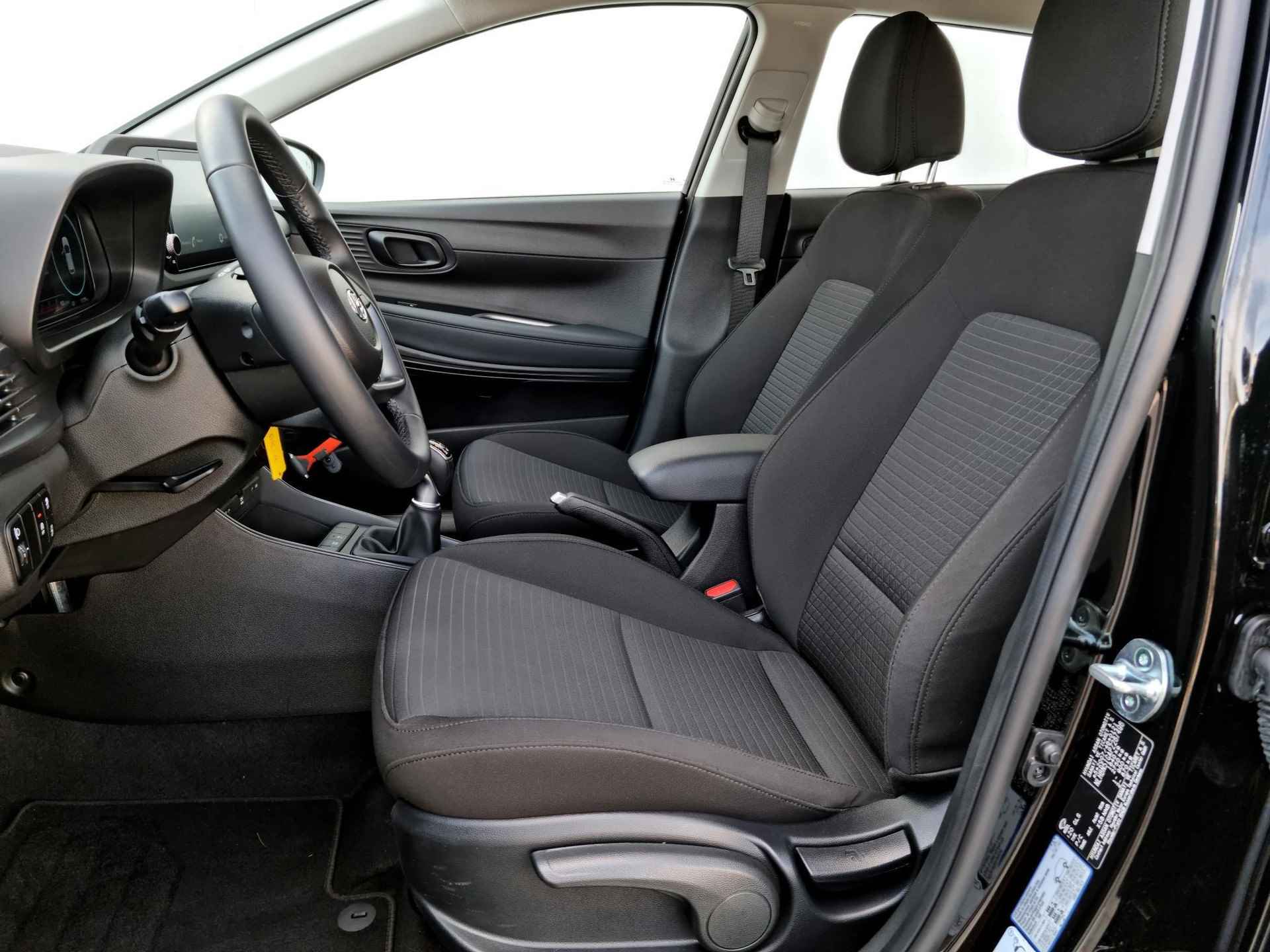 Hyundai i20 1.0 T-GDI Comfort / Origineel NL / Navigatie via Android Auto/Apple Carplay - 6/33