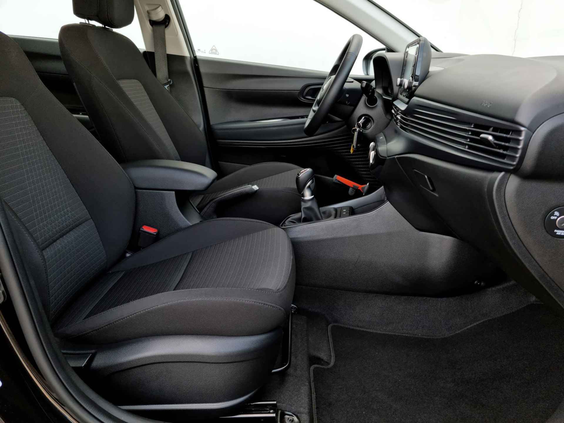 Hyundai i20 1.0 T-GDI Comfort / Origineel NL / Navigatie via Android Auto/Apple Carplay - 31/33