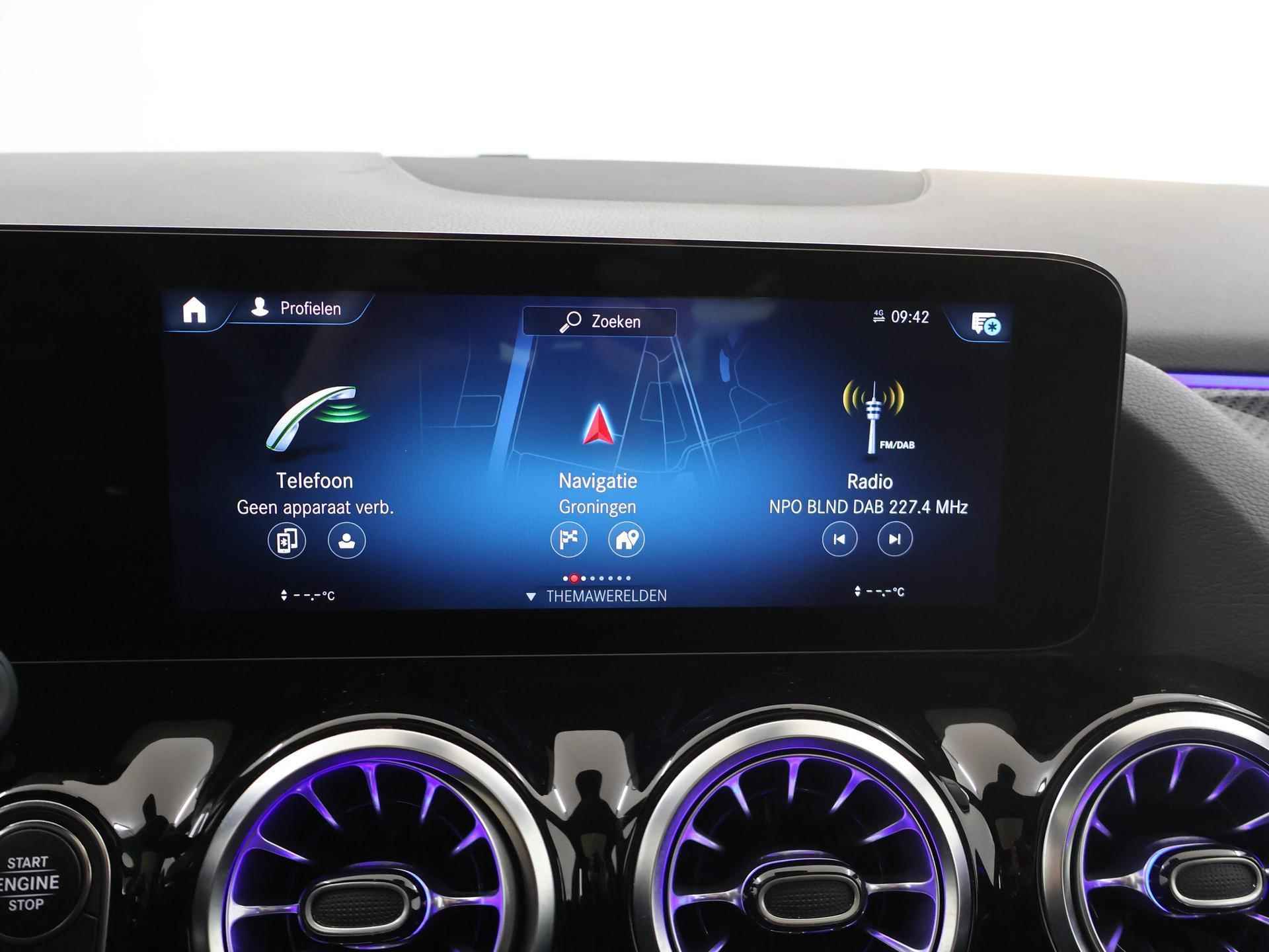 Mercedes-Benz GLA-klasse 250 e AMG Line Premium Plus | Panoramadak | Widescreen | Navigatie | Keyless Go | Carplay | Matrix Led Koplampen | Memory | - 25/52