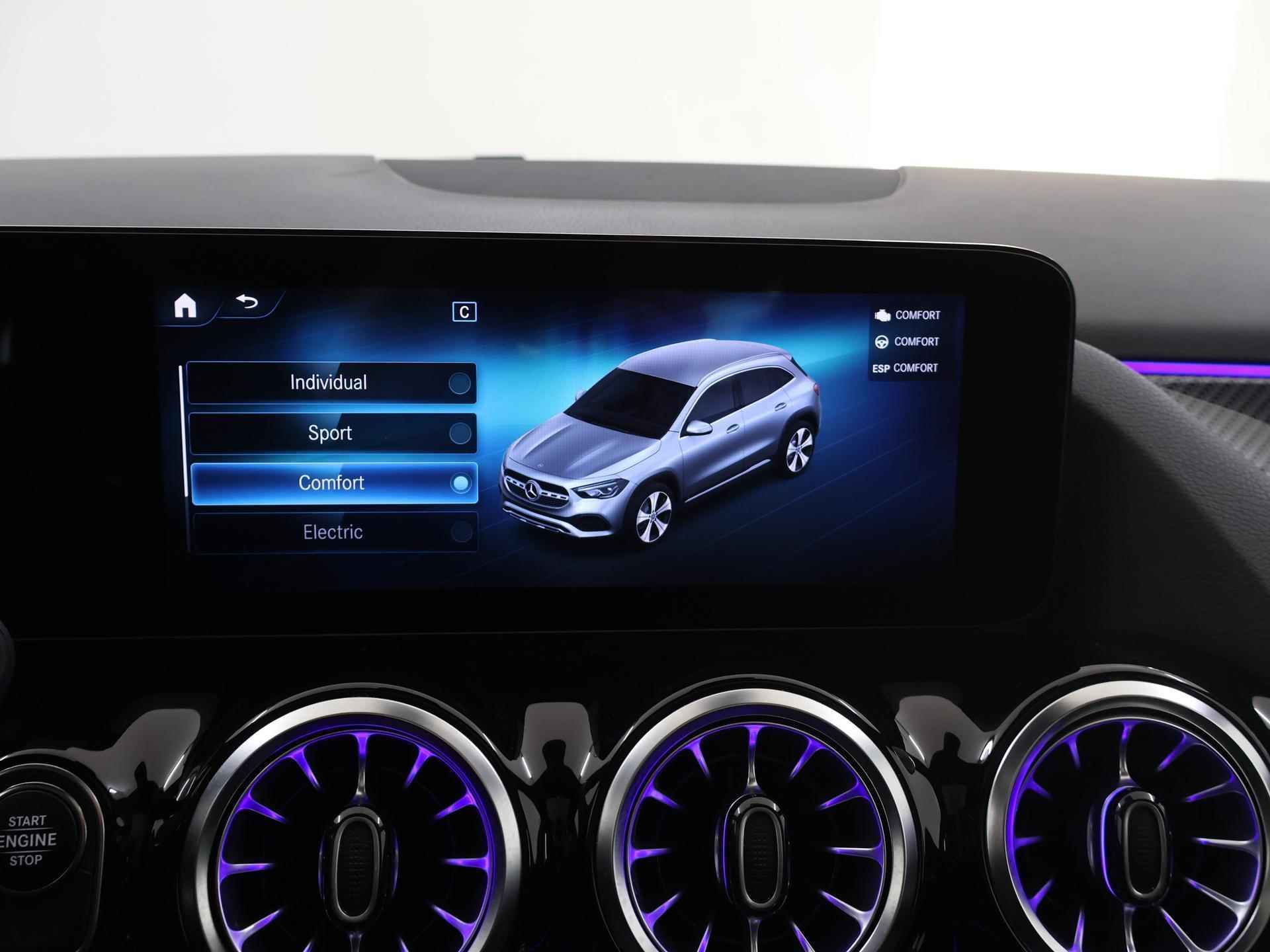 Mercedes-Benz GLA-klasse 250 e AMG Line Premium Plus | Panoramadak | Widescreen | Navigatie | Keyless Go | Carplay | Matrix Led Koplampen | Memory | - 30/52