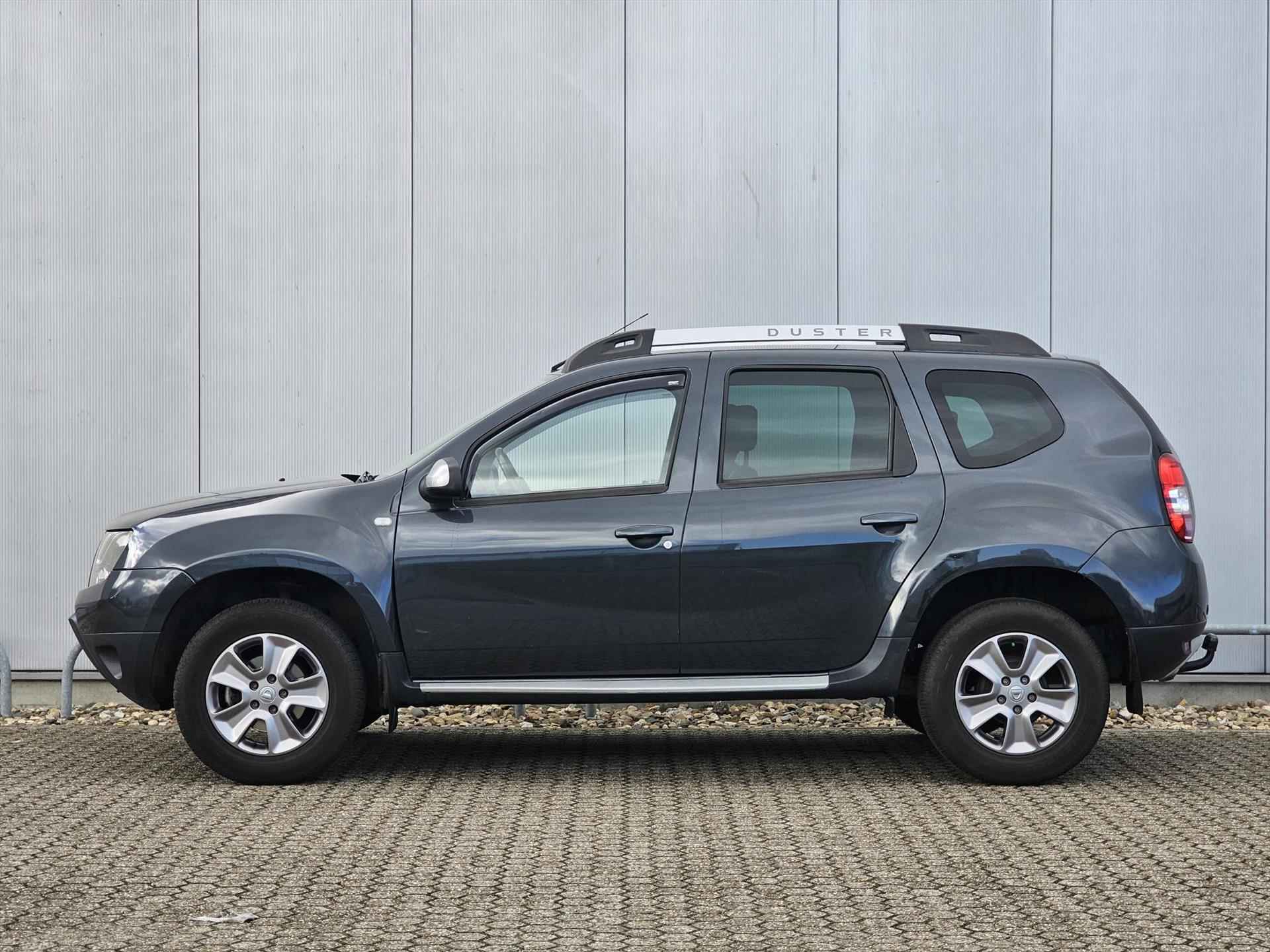 Dacia Duster 125pk Prestige | Lederen bekleding | Navigatie | Trekhaak - 2/35