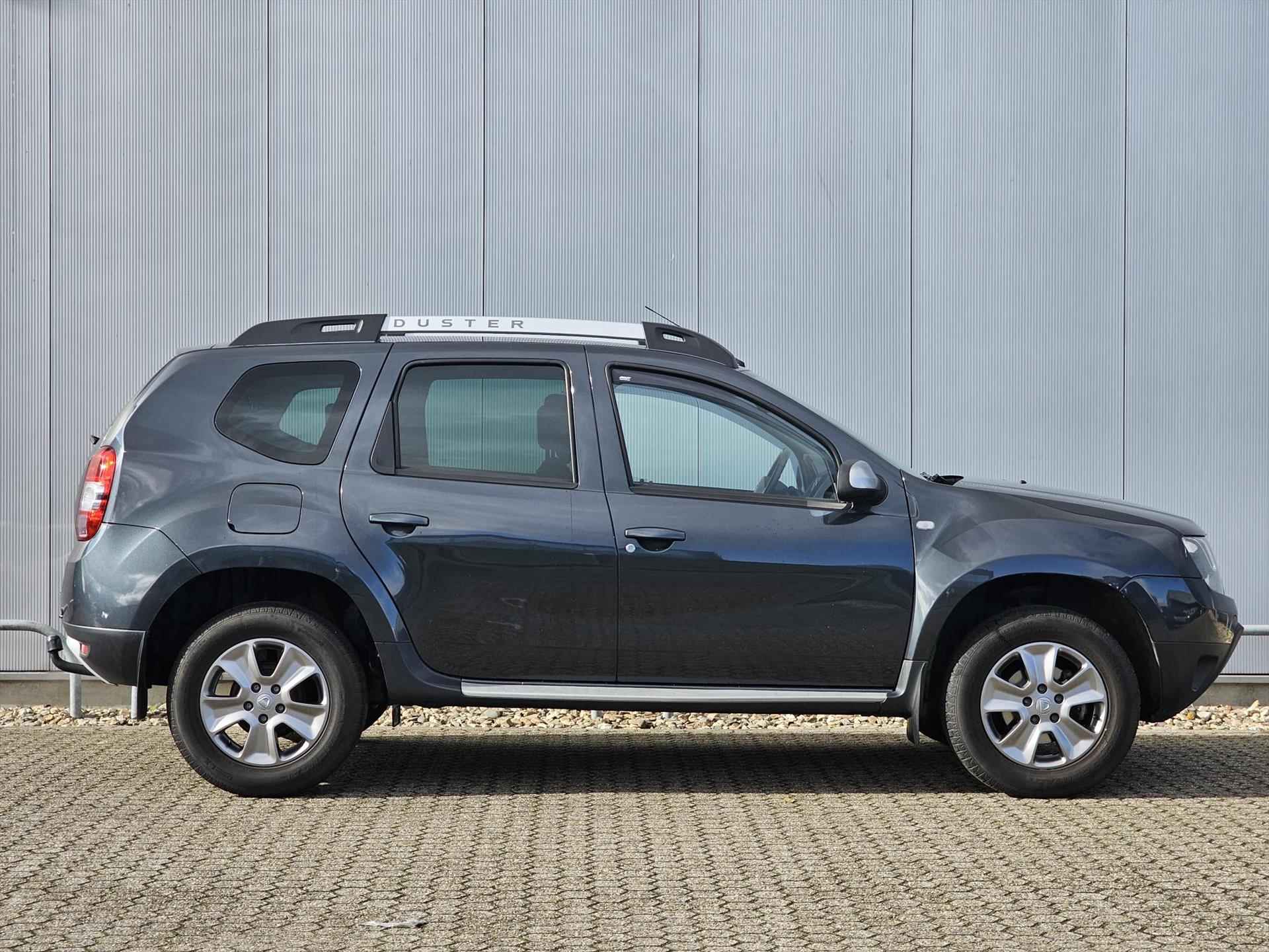 Dacia Duster 125pk Prestige | Lederen bekleding | Navigatie | Trekhaak - 3/35