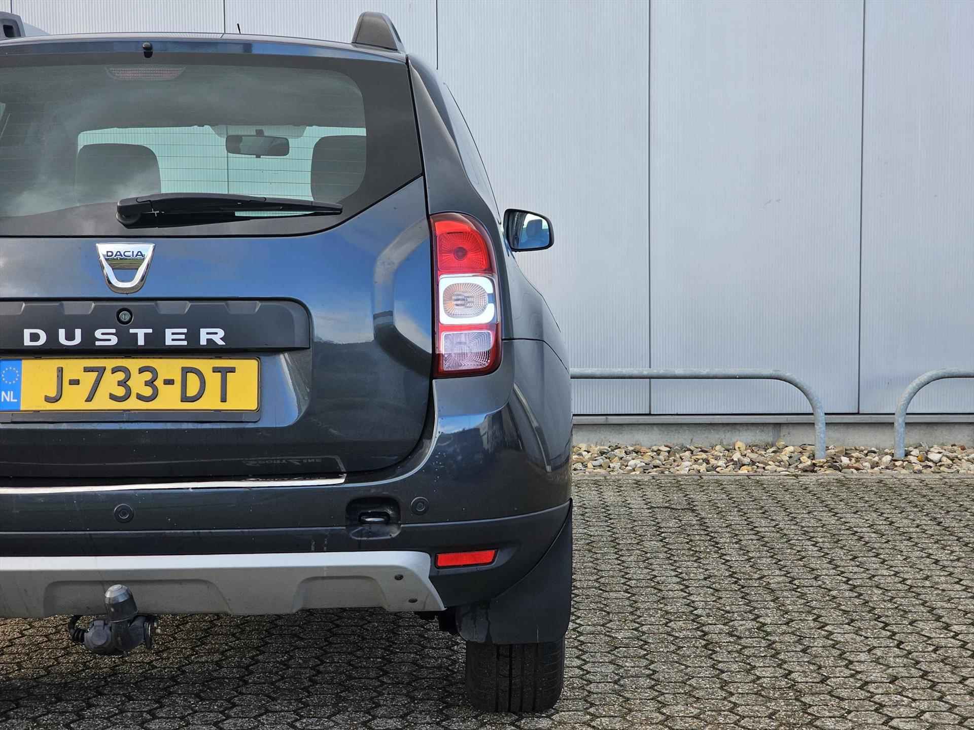 Dacia Duster 125pk Prestige | Lederen bekleding | Navigatie | Trekhaak - 25/35