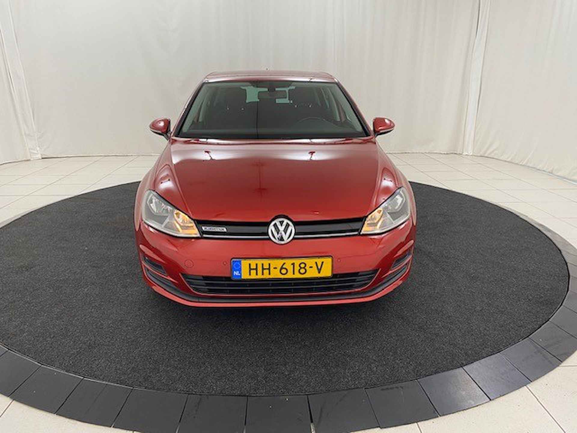 VOLKSWAGEN Golf 1.0 TSI 115pk BlueMotion 5DRS Comfortline / Parkeersensoren / Navigatie / Climate Controle - 8/27