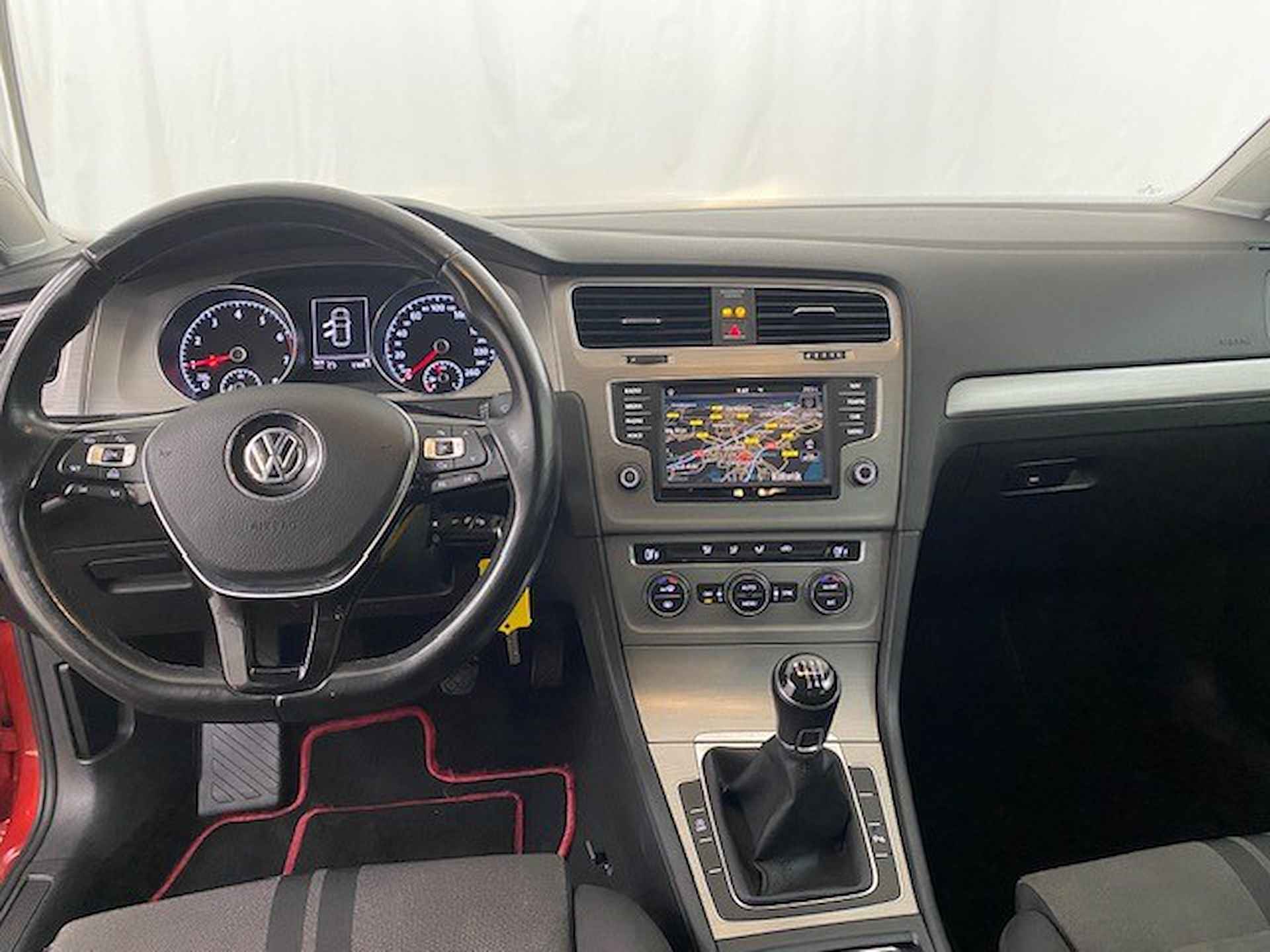 VOLKSWAGEN Golf 1.0 TSI 115pk BlueMotion 5DRS Comfortline / Parkeersensoren / Navigatie / Climate Controle - 14/27