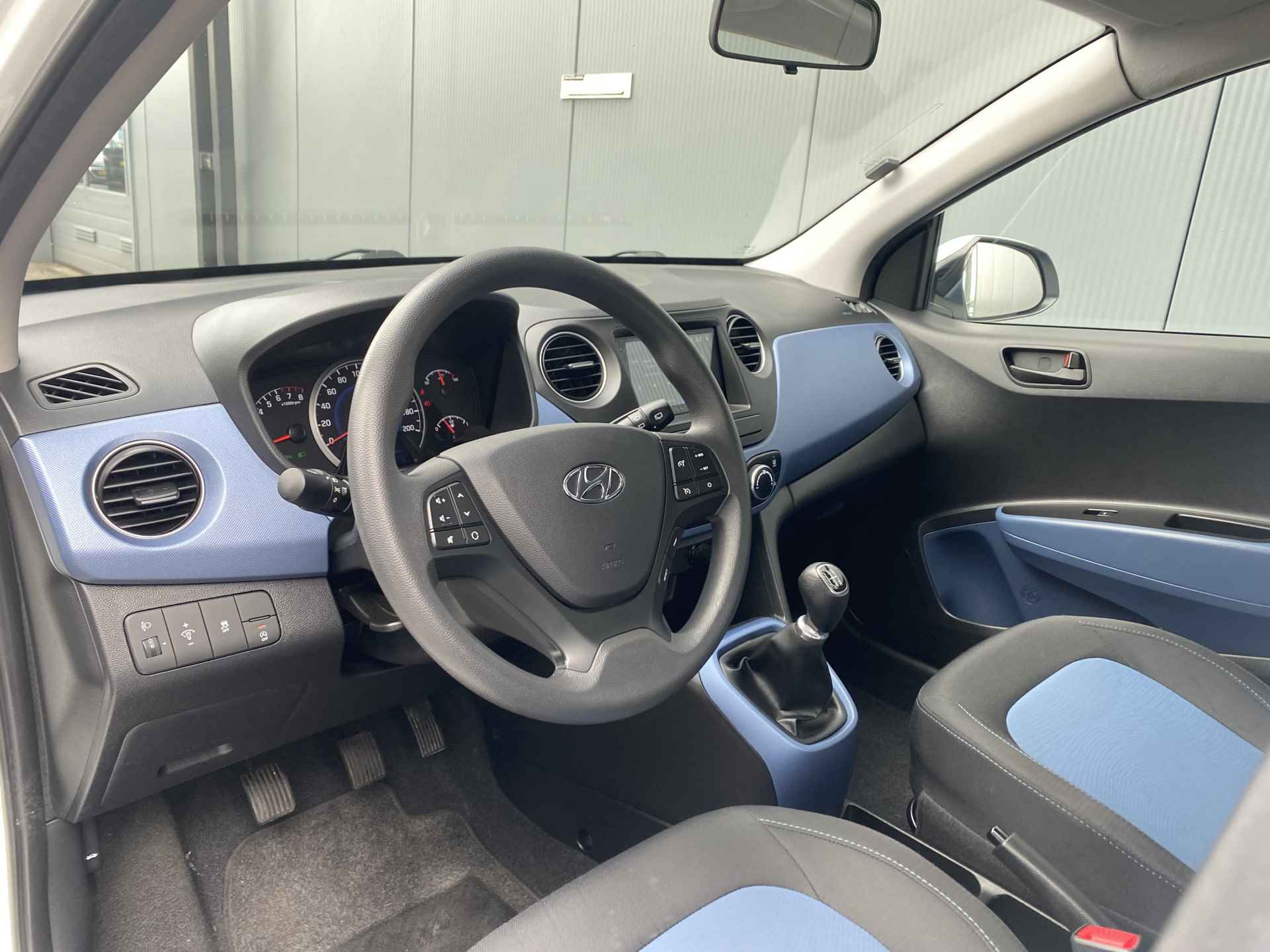 Hyundai i10 1.0i 66pk i-Motion Comfort | Climate controle | Cruise controle | Boordcomputer | Elektrische ramen | - 9/25