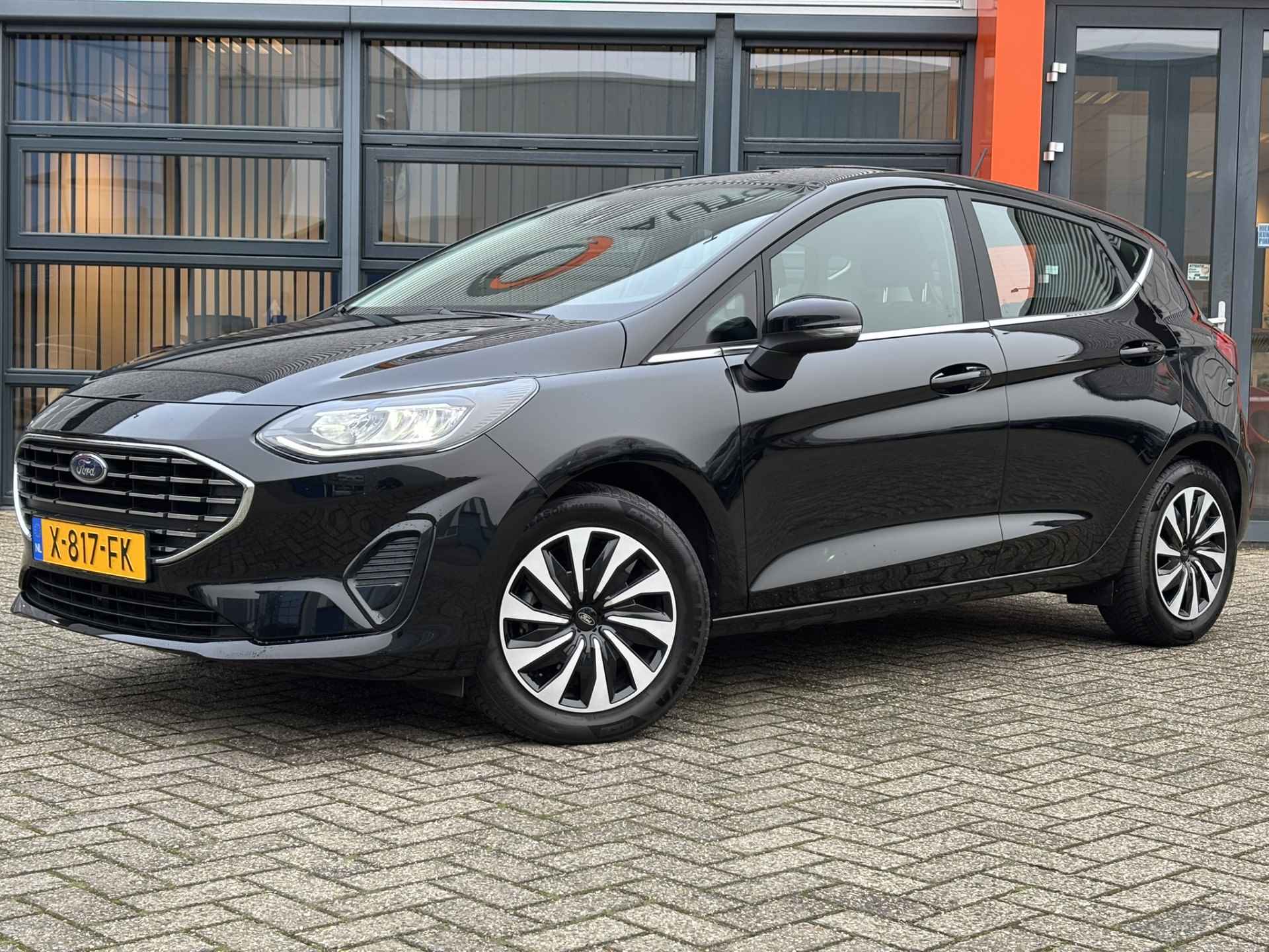 Ford Fiesta 1.0 EcoBoost Hybrid Titanium / Sensoren Achter / AndroidAuto/AppleCarplay / Stoel/Stuurverwarming / Verwarmbare Voorruit / - 10/35