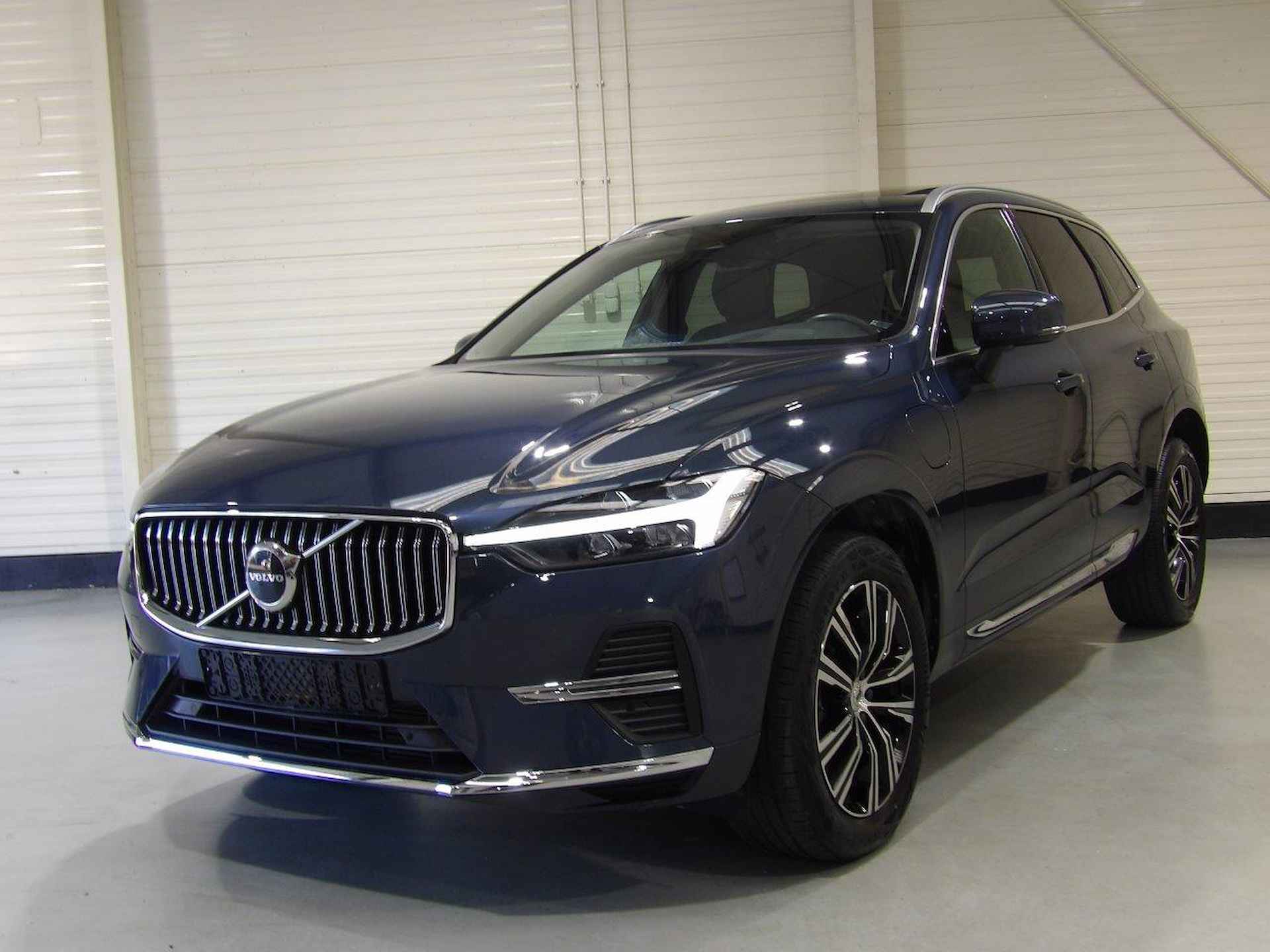 Volvo XC60 T6 Twin Engine 350pk Geartronic AWD Inscription - 3/50