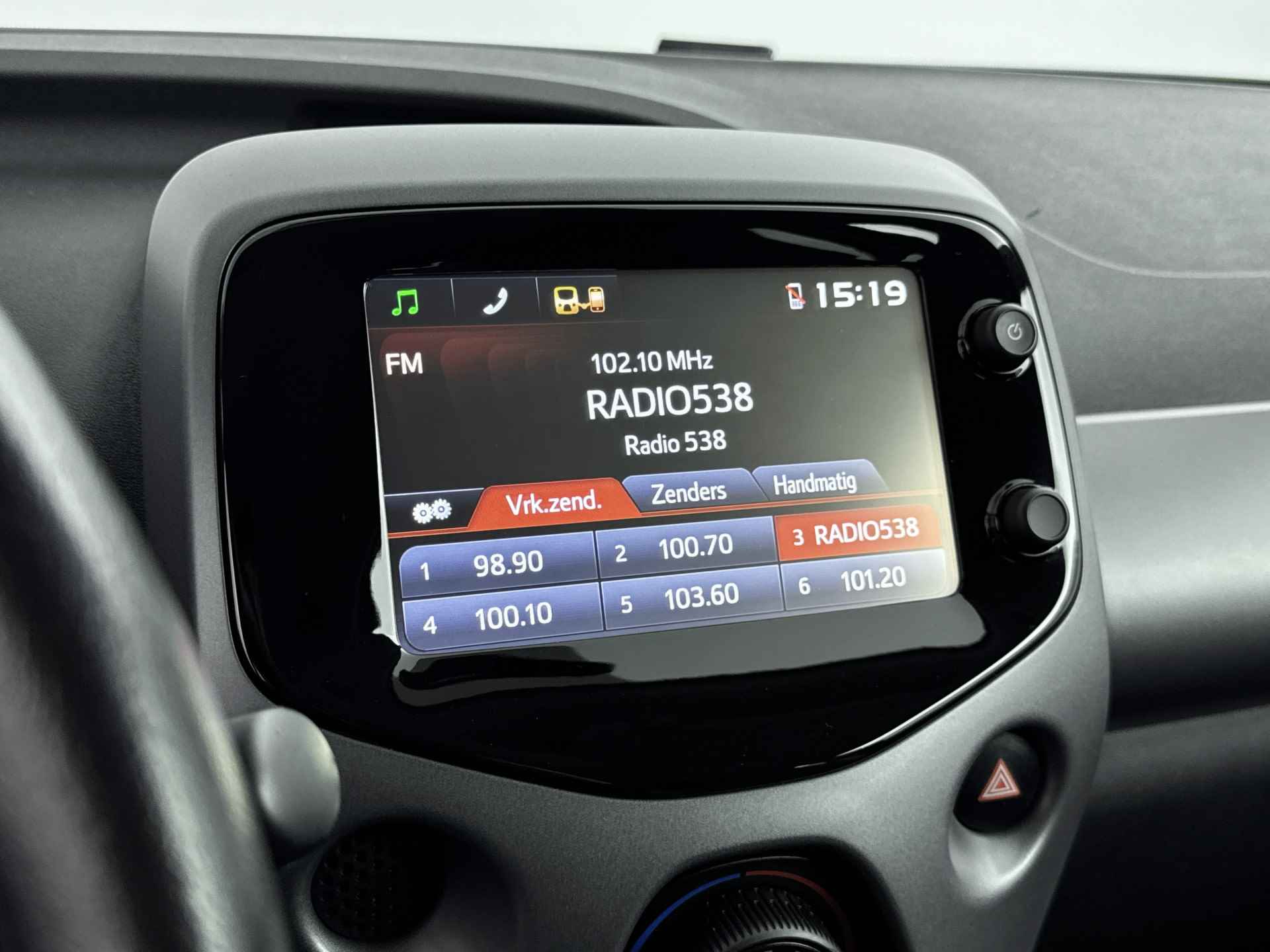 Toyota Aygo 1.0 VVT-i x-play | Airco | Camera | - 8/39