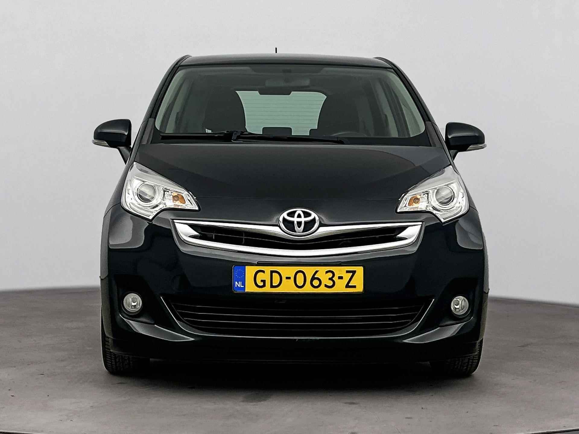 Toyota Verso-S 1.3 VVT-i Trend | Trekhaak | AUTOMAAT | Navigatie | Achteruit camera| panorma dak | - 6/34