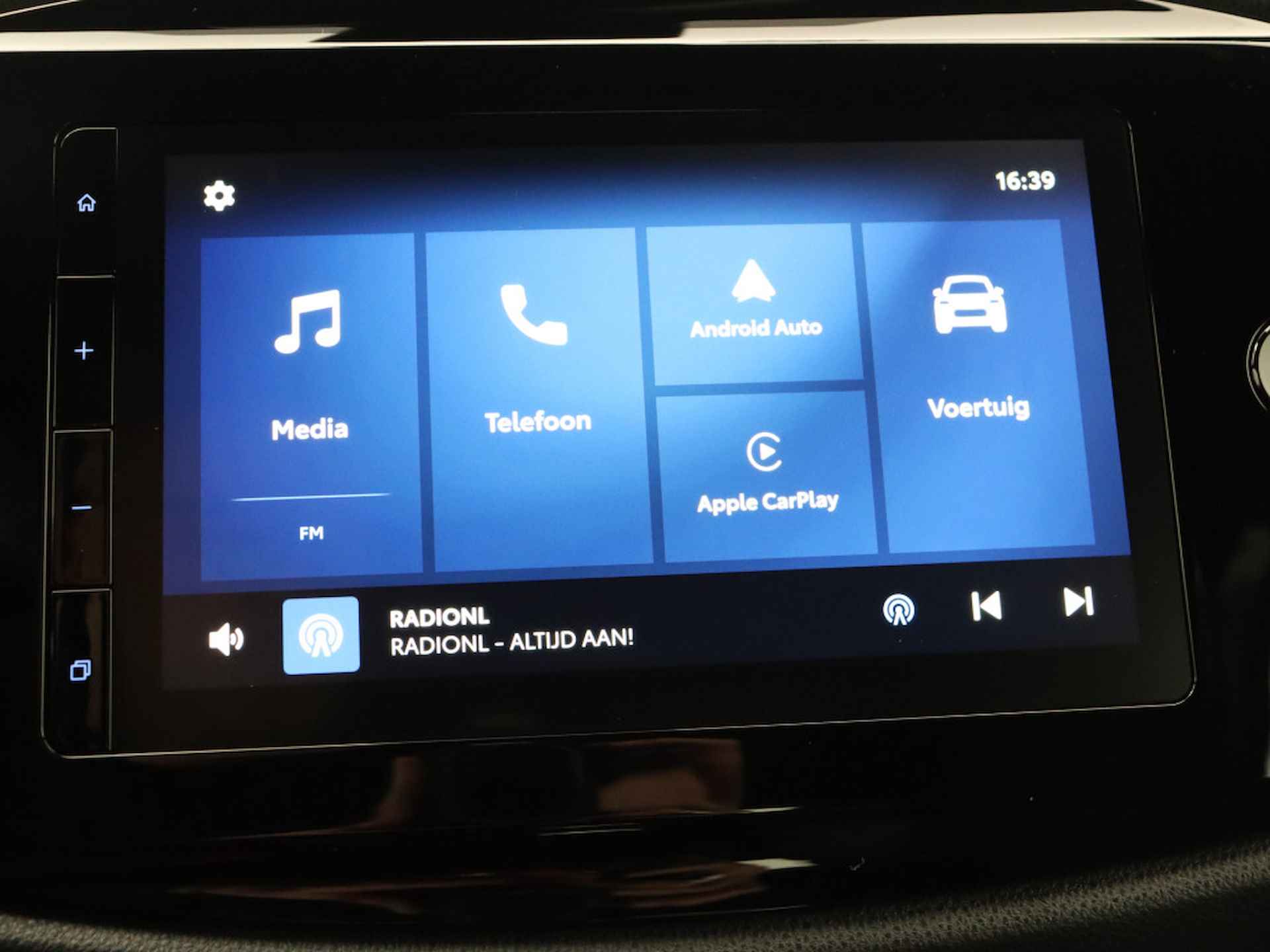 Toyota Aygo X 1.0 VVT-i MT play | Apple CarPlay | Camera | Adaptive Cruise Control | - 10/42