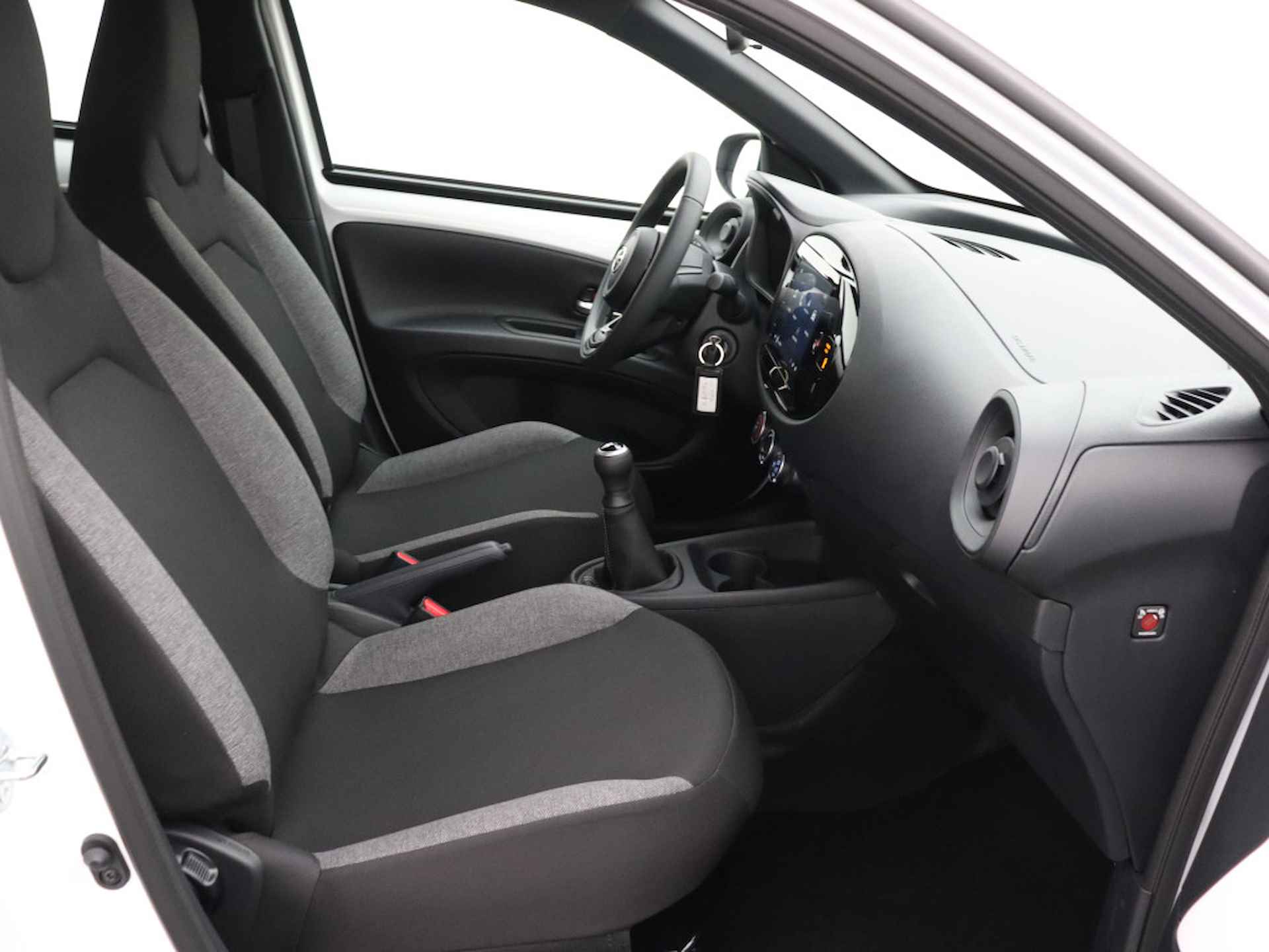 Toyota Aygo X 1.0 VVT-i MT play | Apple CarPlay | Camera | Adaptive Cruise Control | - 31/42