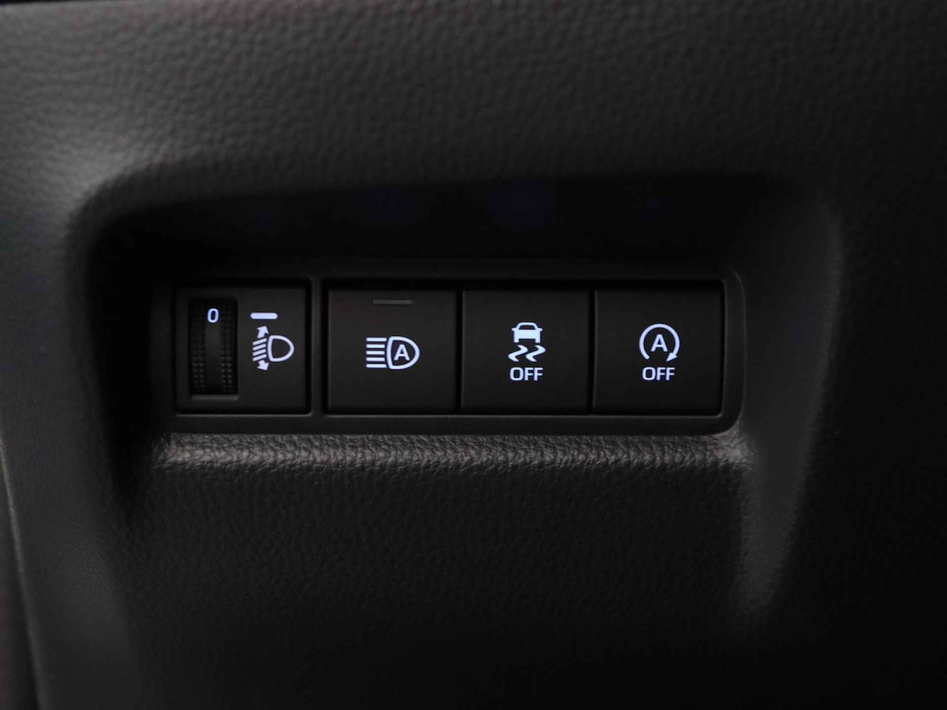 Toyota Aygo X 1.0 VVT-i MT play | Apple CarPlay | Camera | Adaptive Cruise Control | - 34/42