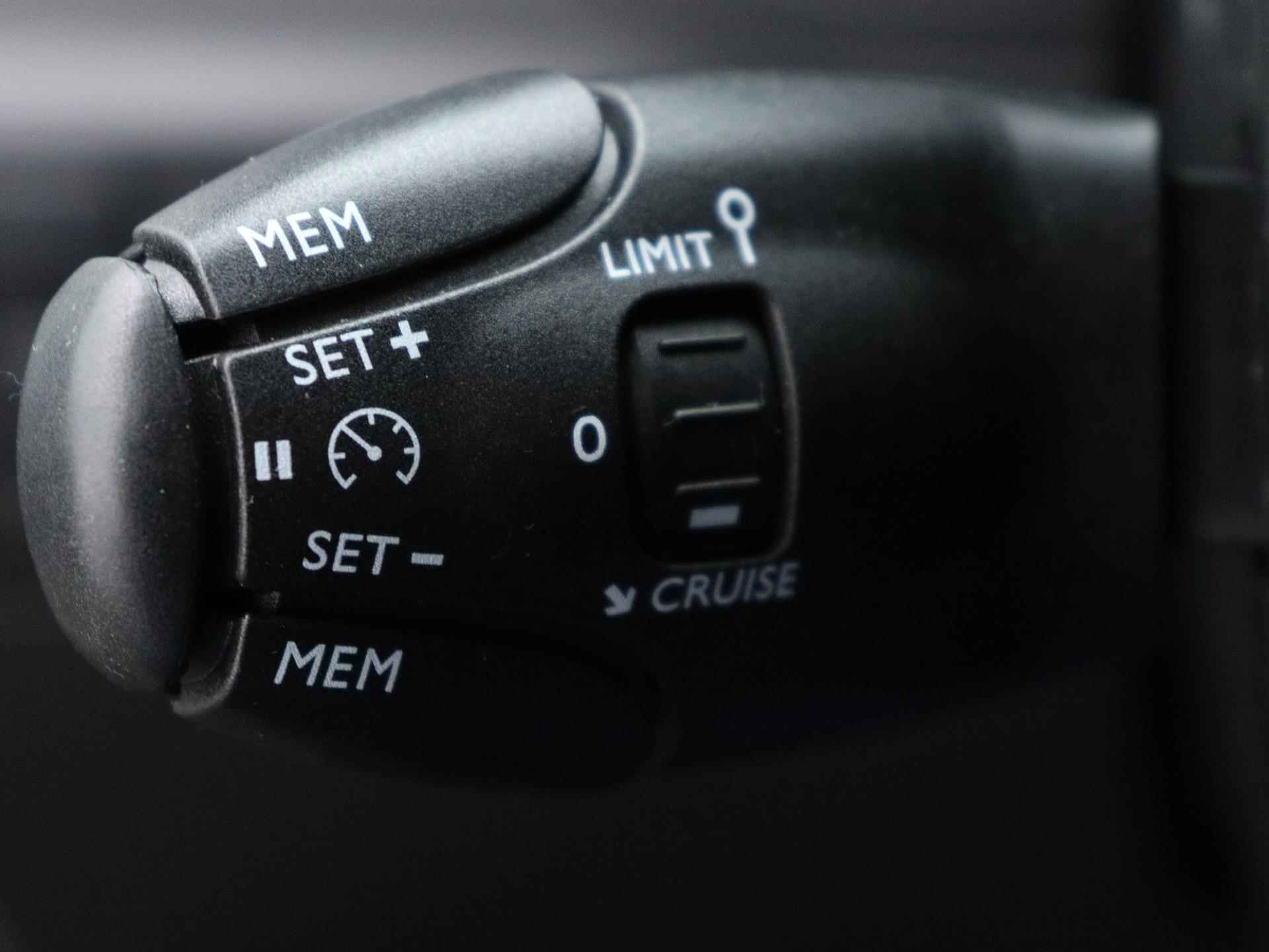Citroen C3 C-Series 83pk | Facelift Model | Navigatie Via AppleCarPlay/AndroidAuto | Climate Control | Cruise Control | Voorstoelen Verwarmd | Bluetooth - 28/36