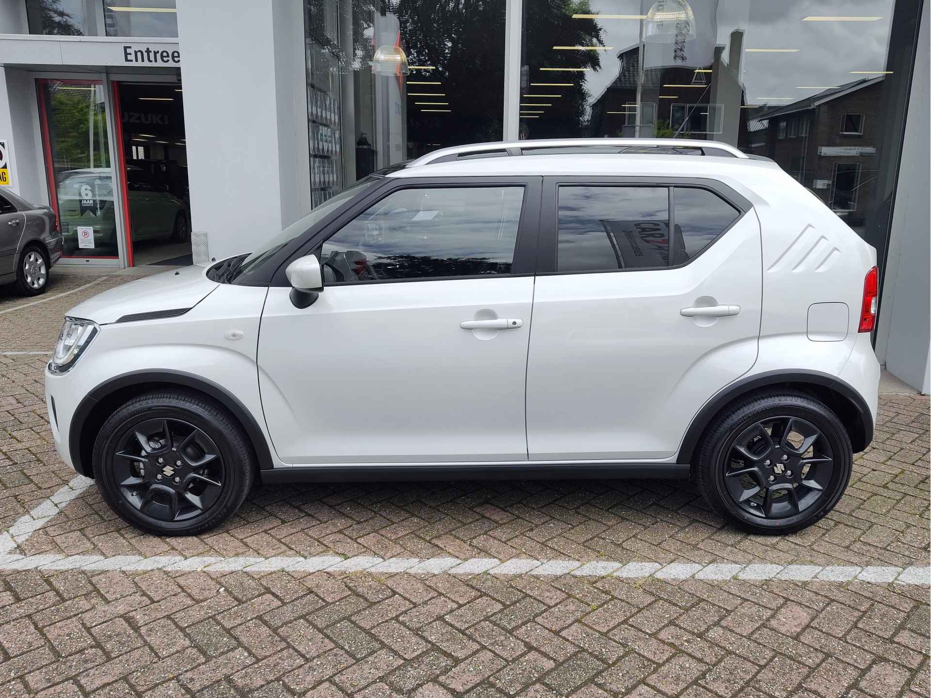 Suzuki Ignis 1.2 SMART HYBRID SELECT AUTOMAAT Navi | Armsteun | Camera | Stoelverwarming - 3/31