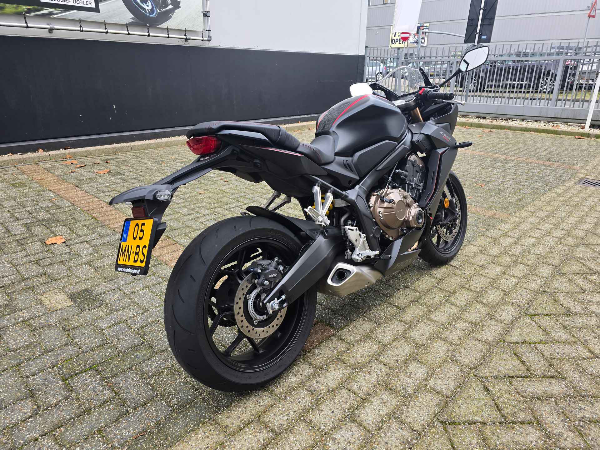 Honda CBR 650 R - 4/22