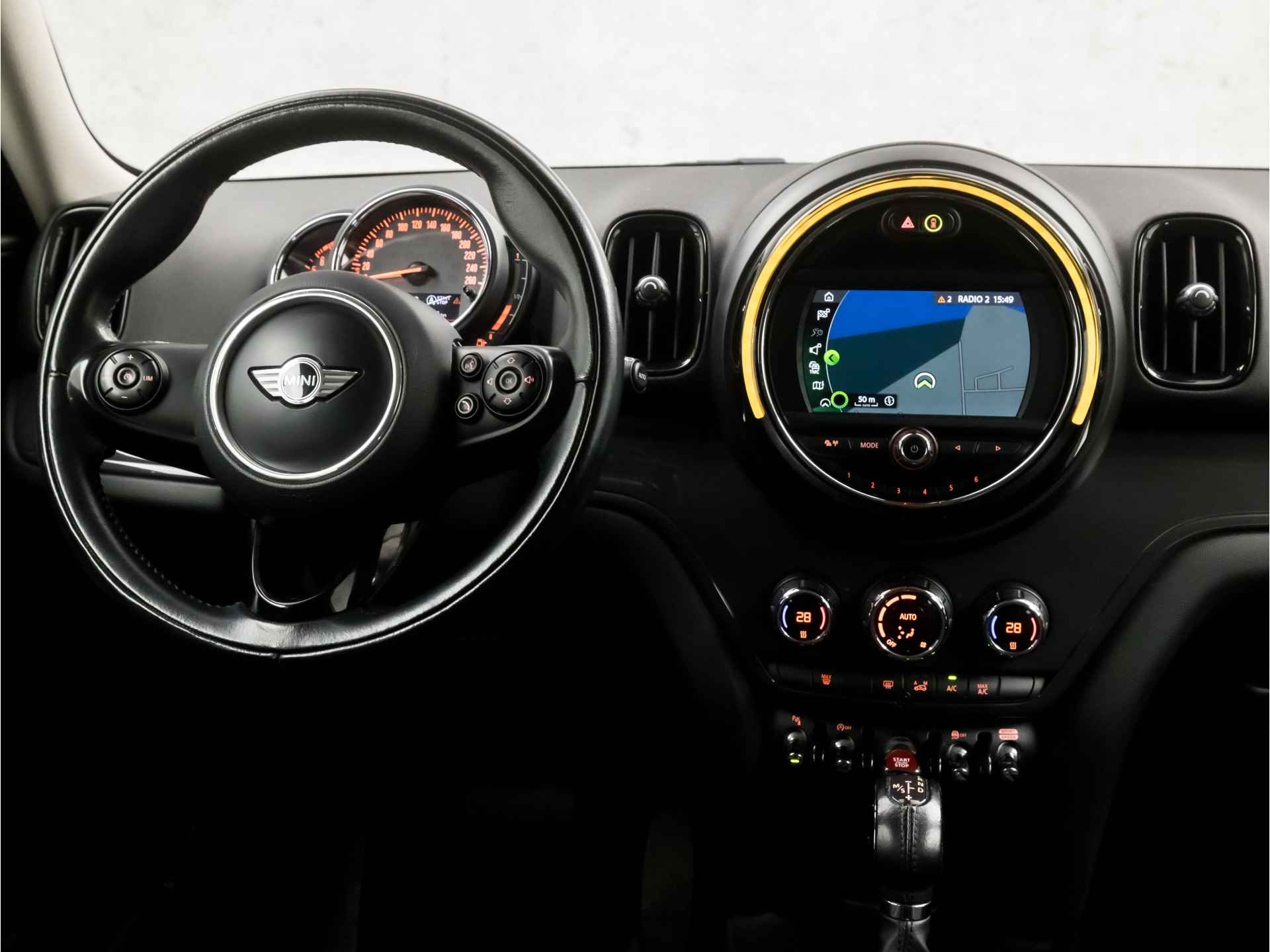 MINI Countryman 1.5 Cooper Chili Sport Automaat (NAVIGATIE, CLIMATE, GETINT GLAS, LED KOPLAMPEN, PARKEERSENSOREN, SPORTSTOELEN, CRUISE, DAKRAILS, NIEUWSTAAT) - 7/35