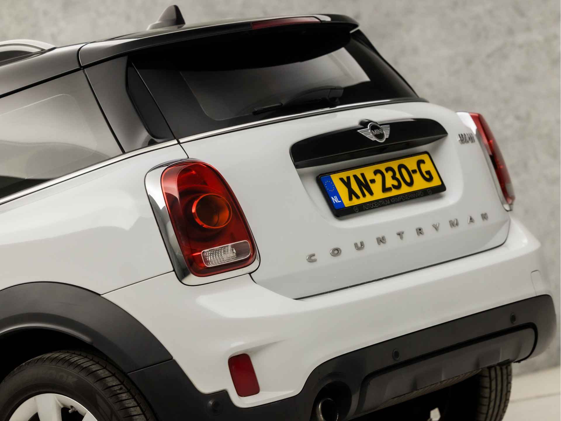 MINI Countryman 1.5 Cooper Chili Sport Automaat (NAVIGATIE, CLIMATE, GETINT GLAS, LED KOPLAMPEN, PARKEERSENSOREN, SPORTSTOELEN, CRUISE, DAKRAILS, NIEUWSTAAT) - 11/35