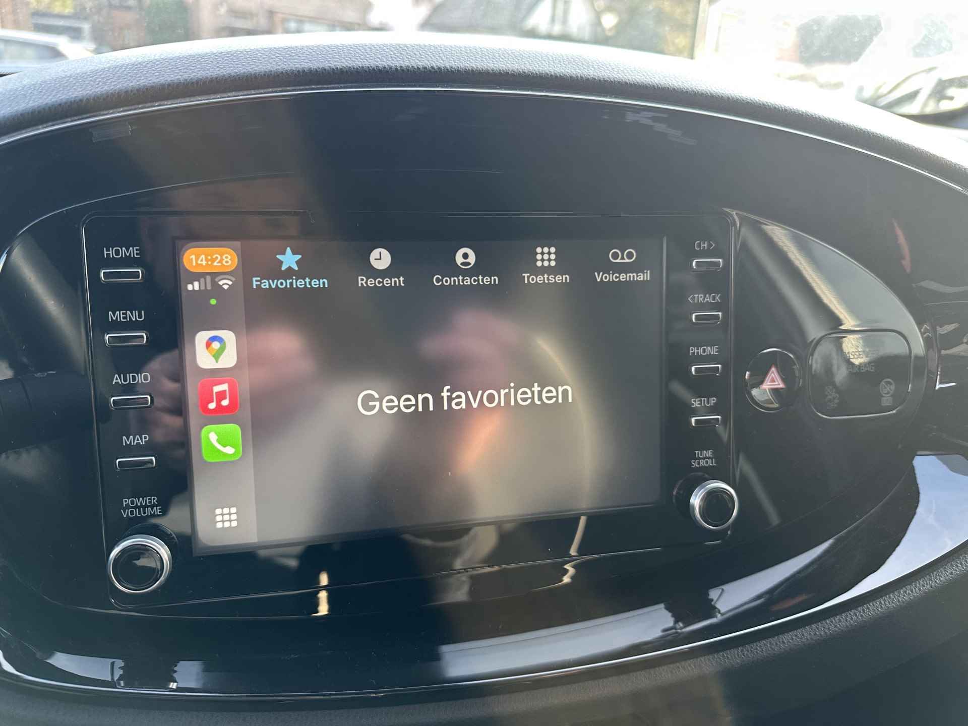 Toyota Aygo X 1.0 VVT-i Pulse Automaat Bi-tone / lichtmetalen velgen / Apple Carplay / Android Auto / parkeercamera / 10 jaar garantie / auto - 23/32