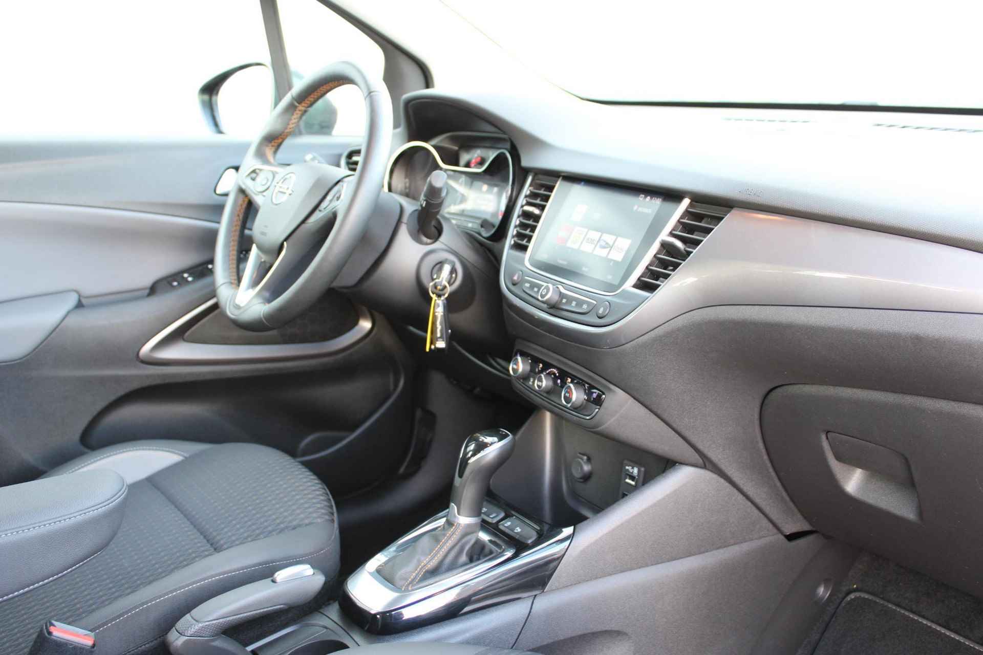 Opel Crossland X 1.2 Turbo Innovation Automaat / Trekhaak / Navigatie - 11/39