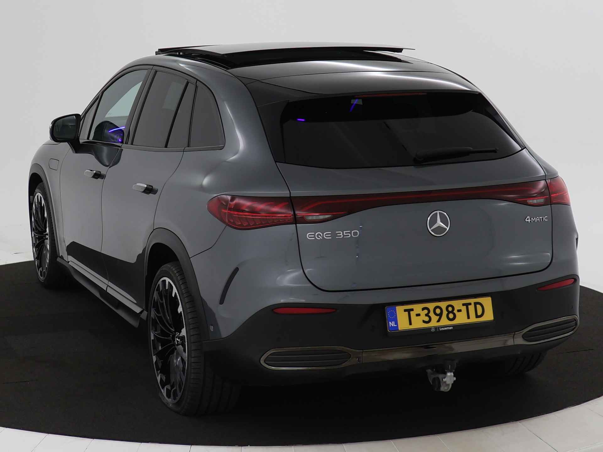 Mercedes-Benz EQE SUV 350 4Matic AMG Line 91 kWh | AMG Styling | Panoramadak | Distronic | Luchtvering | Burmester Digital Light | Apple Carplay | 360 Camera - 18/46