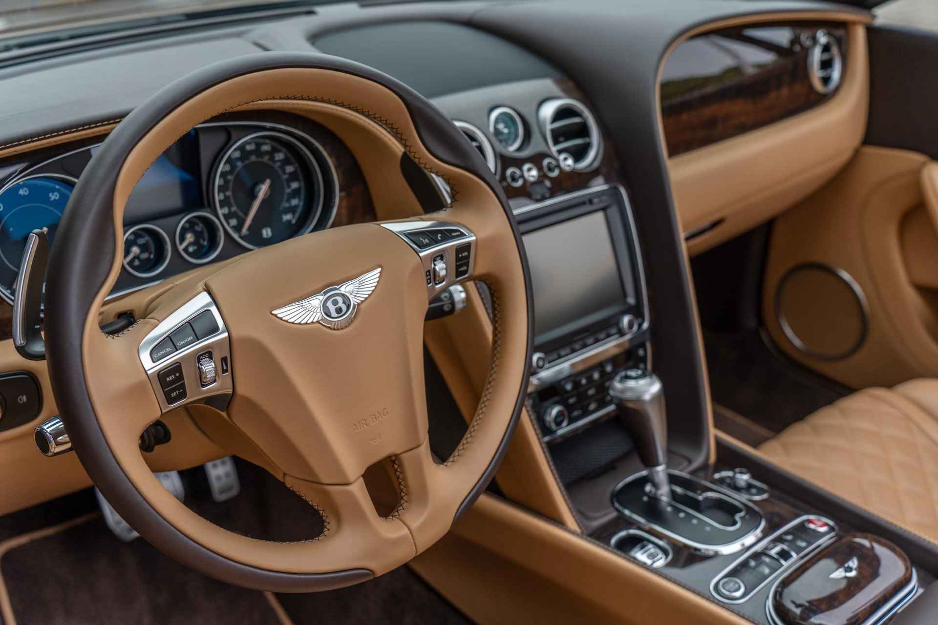 Bentley Continental GTC V8 | Mulliner | Breitling for Bentley | Comfort Seats Massage - 31/59