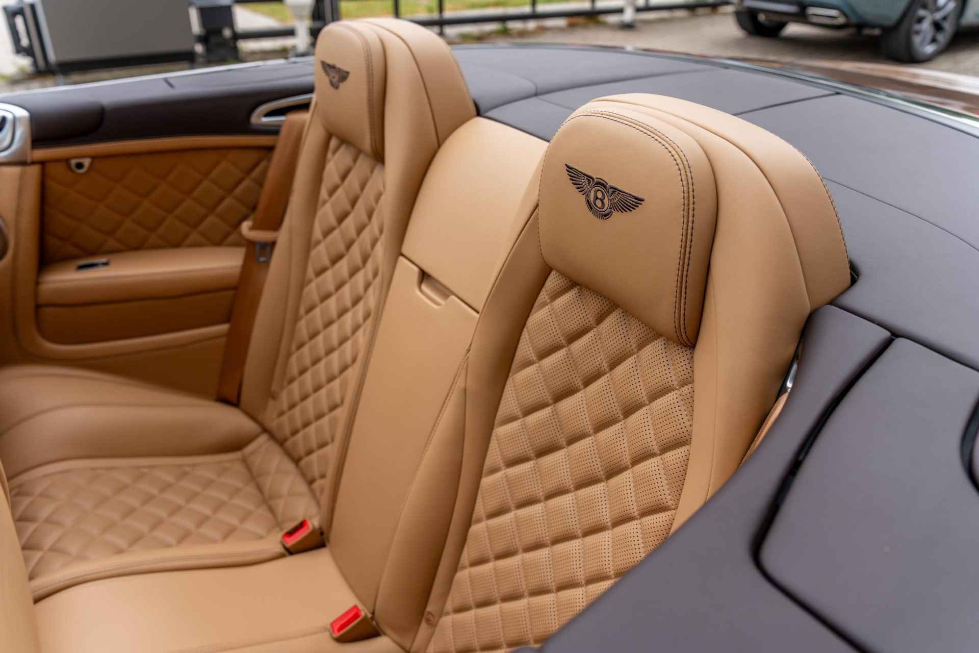 Bentley Continental GTC V8 | Mulliner | Breitling for Bentley | Comfort Seats Massage - 41/59