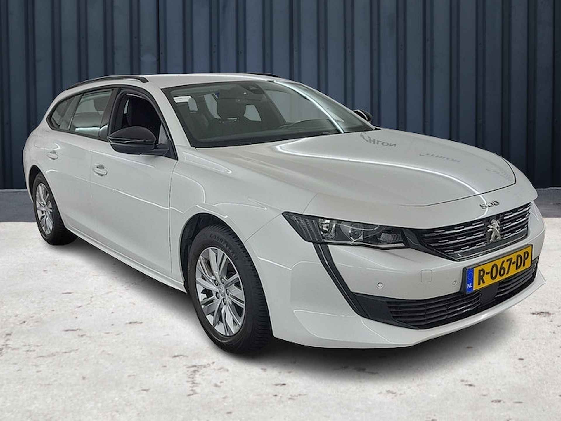 Peugeot 508 SW 1.2 PureTech Active Pack Business (131 PK) 1e-Eig. Peugeot-Dealer-Onderh. BOVAG-Onderh. NL-Auto. Parelmoer, Navigatie/Apple-Carplay/Android-Auto, Cruisecontrol, Head-Up, Keyless-Entry/Start, Parkeersensoren-V+A, Achteruitrijcamera, DAB, Licht-Zicht-Pakket, Lm-Velgen-16Inch, Privacy-Glas - 3/21