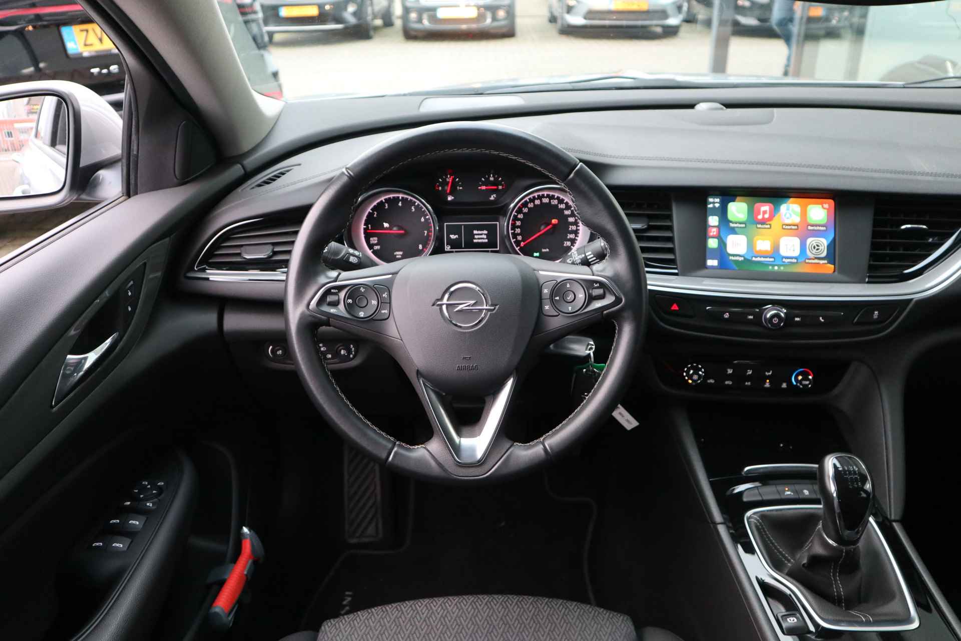 Opel Insignia Sports Tourer 1.5 Turbo Edition NL Auto/ Camera/ PDC/ Cruise/ Navi/ Carplay/ 2de PINSTERDAG GEOPEND VAN 10:00 T/M 16:00 UUR - 32/34
