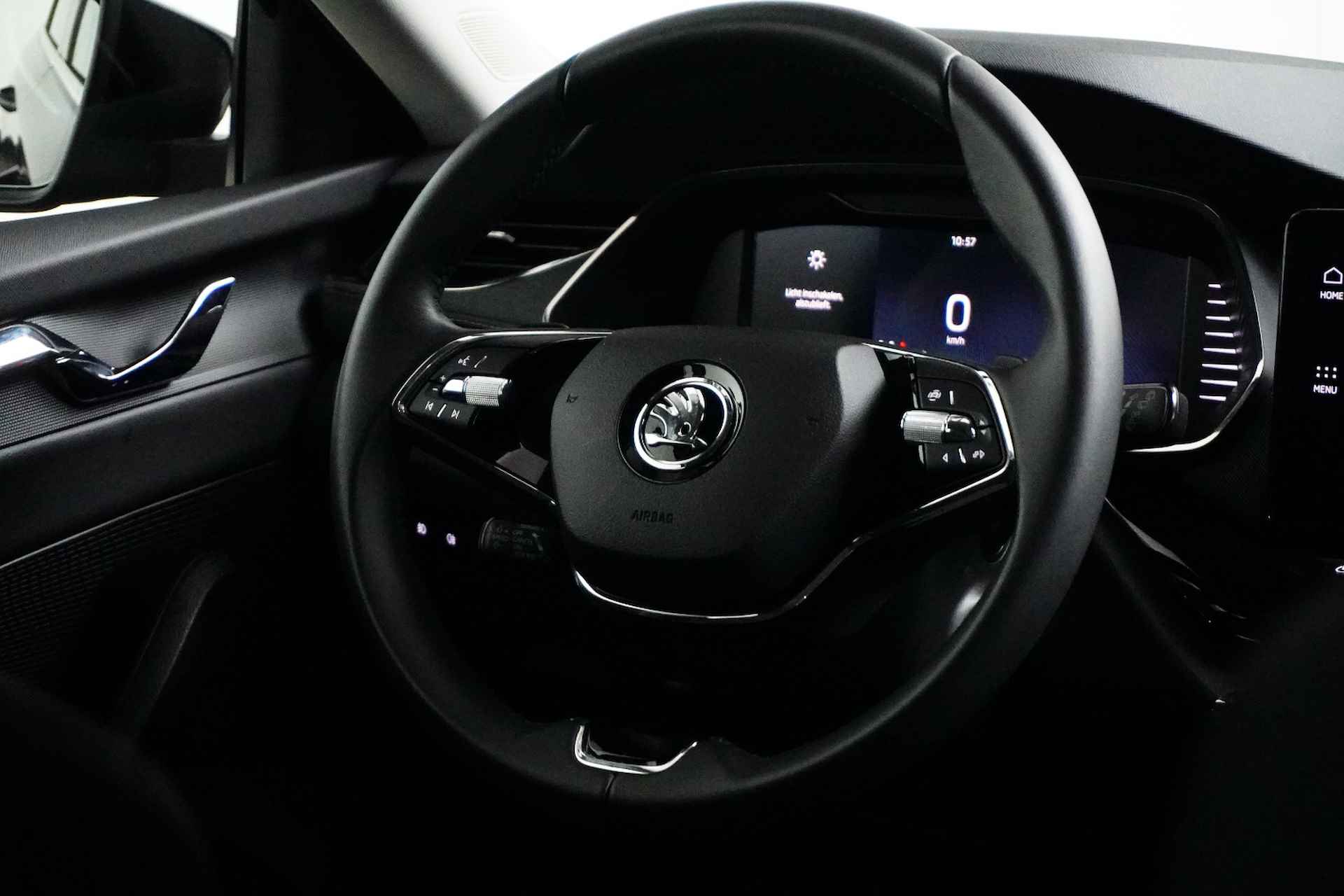 Škoda Octavia Combi 1.5 e-TSI 150 pk Business Edition 7-DSG | Parkeersensoren | Navigatie | Stoelverwarming | | Parkeersensoren | Navigatie | Stoelverwarming | - 13/22