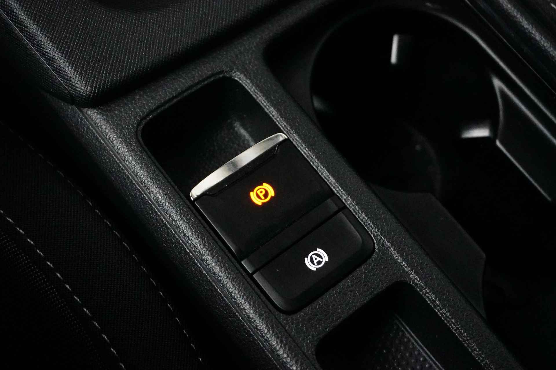 Škoda Octavia Combi 1.5 e-TSI 150 pk Business Edition 7-DSG | Parkeersensoren | Navigatie | Stoelverwarming | | Parkeersensoren | Navigatie | Stoelverwarming | - 19/22