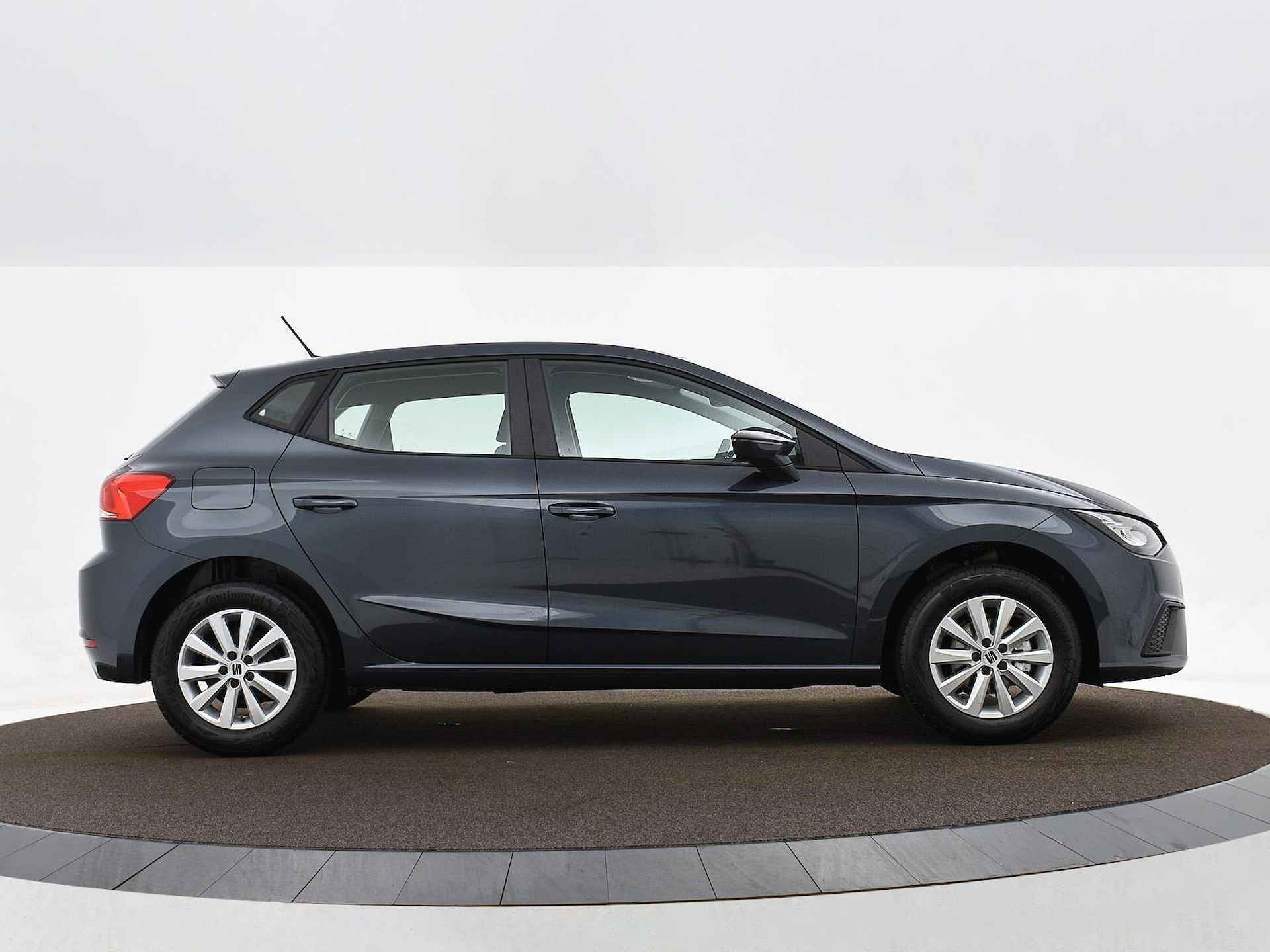 SEAT Ibiza Style 1.0 70 kW / 95 pk TSI 5 Deurs | PRIVATELEASE 350,- PER MAAND!! - 6/32