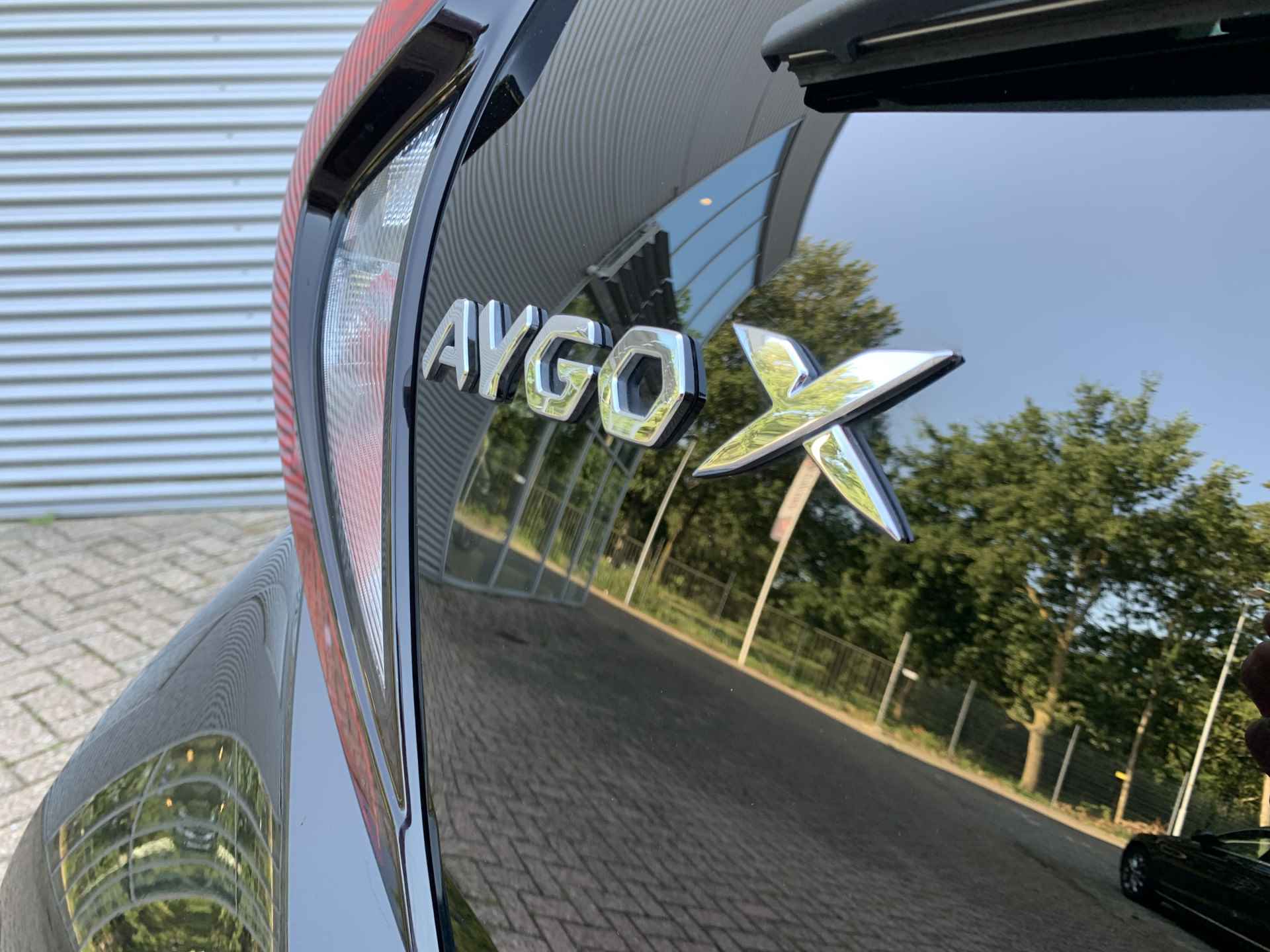 Toyota Aygo X 1.0 VVT-i MT First Apple Carplay/Android Auto | Camera | ECC | DAB | Stoel verwarming - 7/24