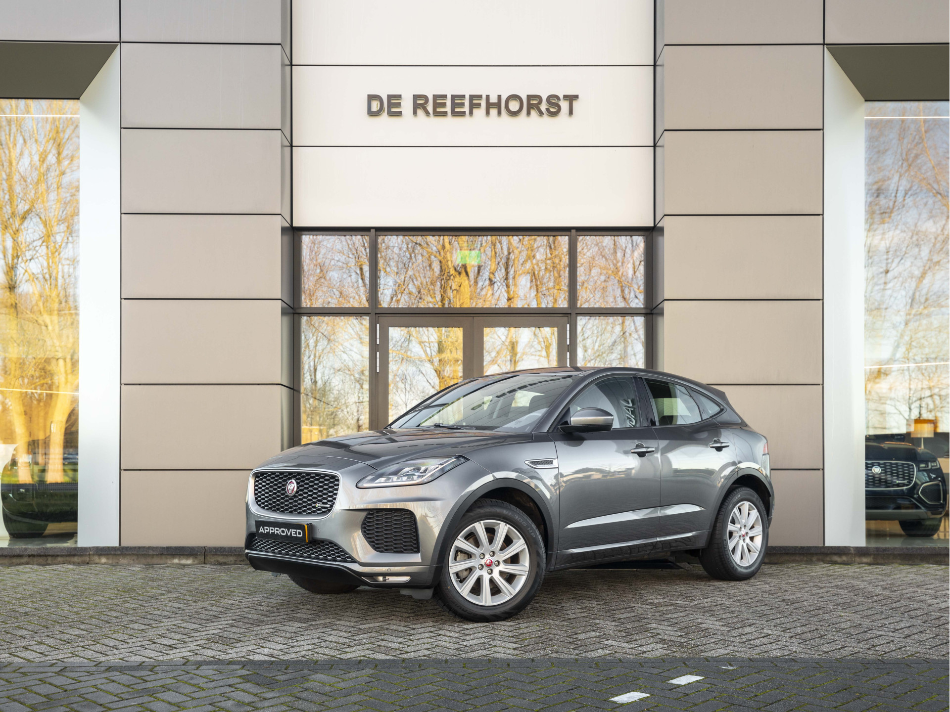 Jaguar E-Pace D150 R-Dynamic | 12 maanden garantie | Trekhaak