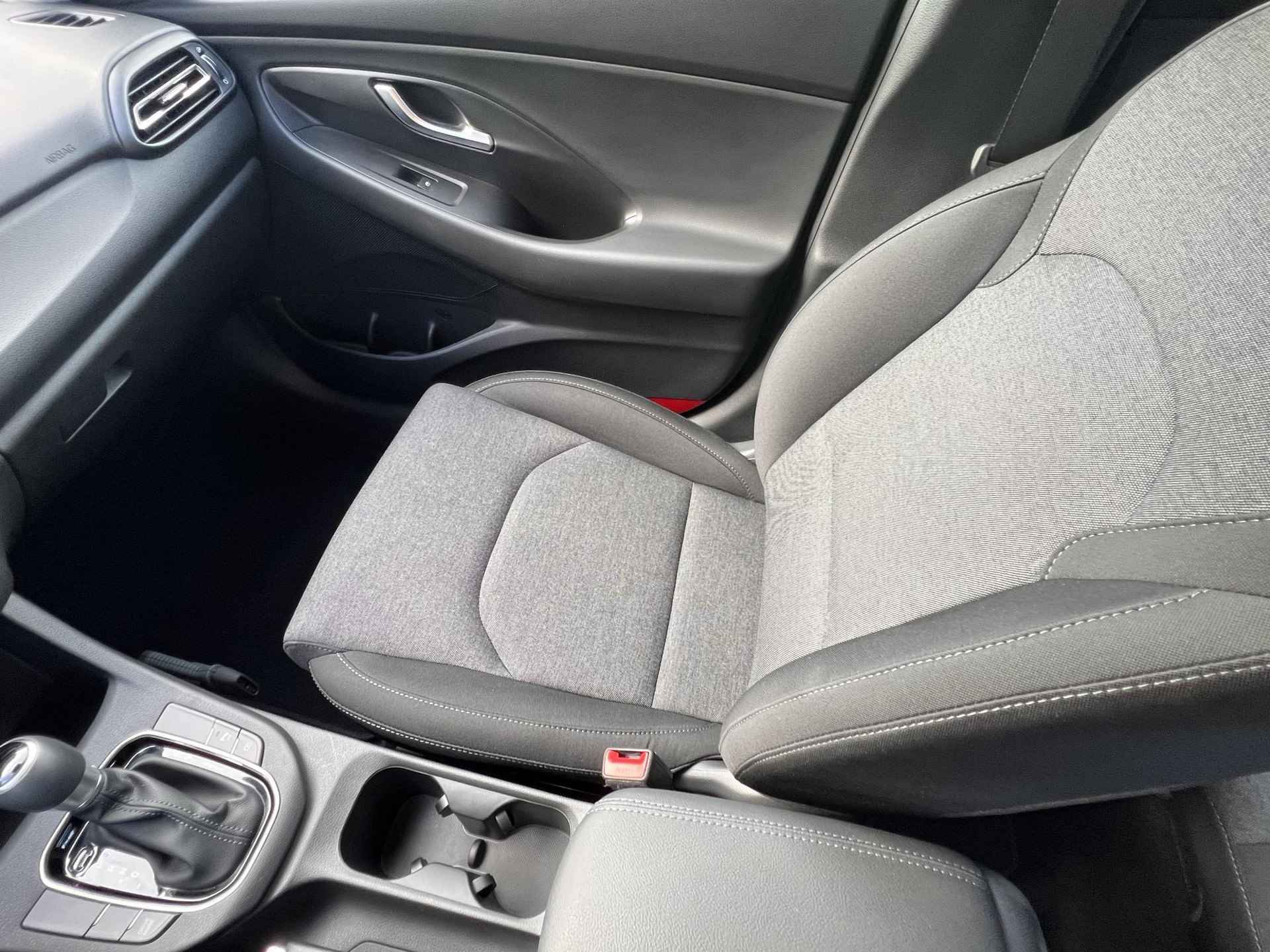 Hyundai i30 Wagon 1.0 T-GDi MHEV Comfort Smart Automaat / Private Lease Vanaf €629,- / - 26/49