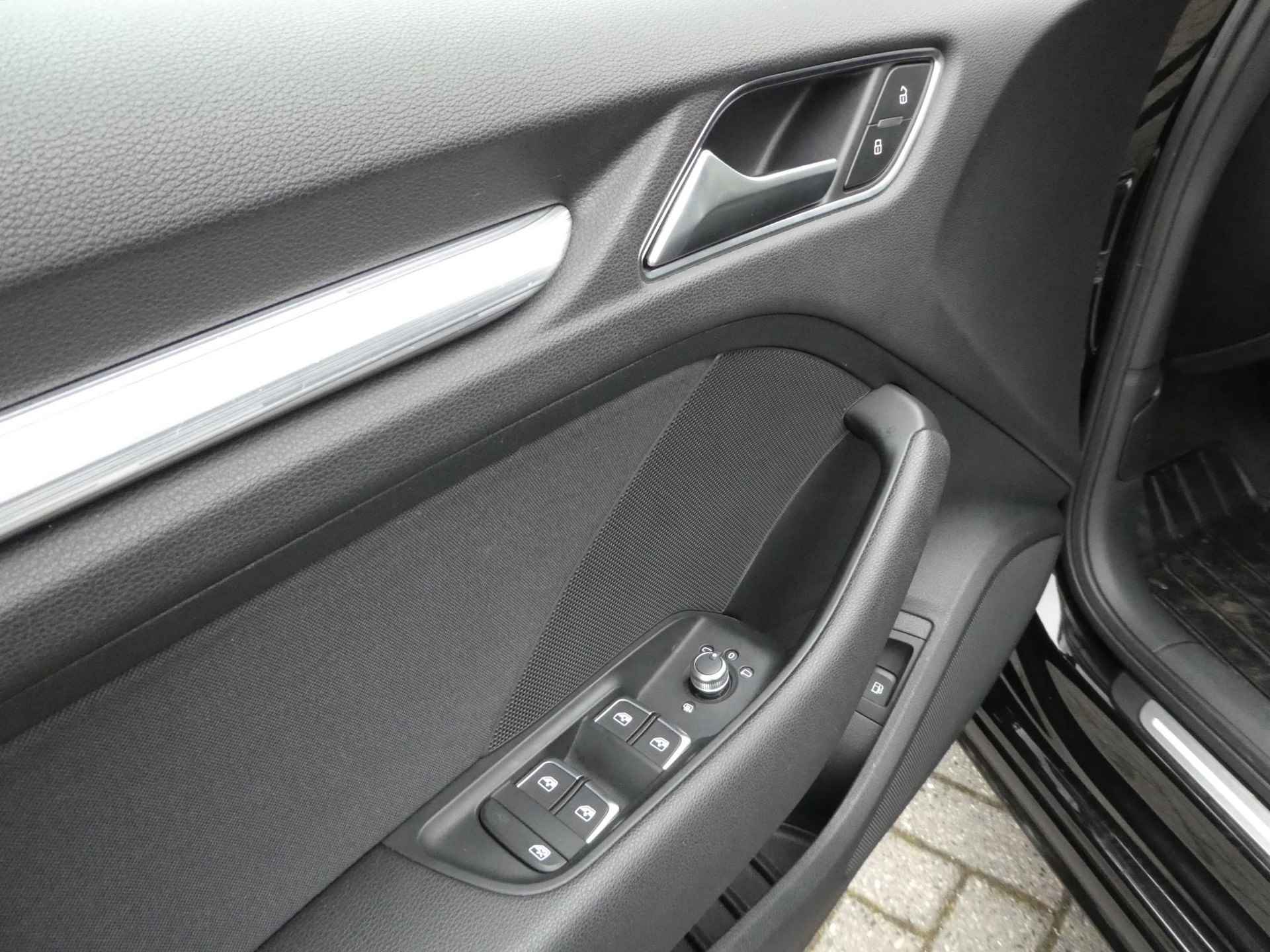 Audi A3 Sportback 1.4 E-Tron 204PK Sport Pro Line plus VirtualDash|Navi|Rijstrook|Trekhaak|Keyless - 25/45