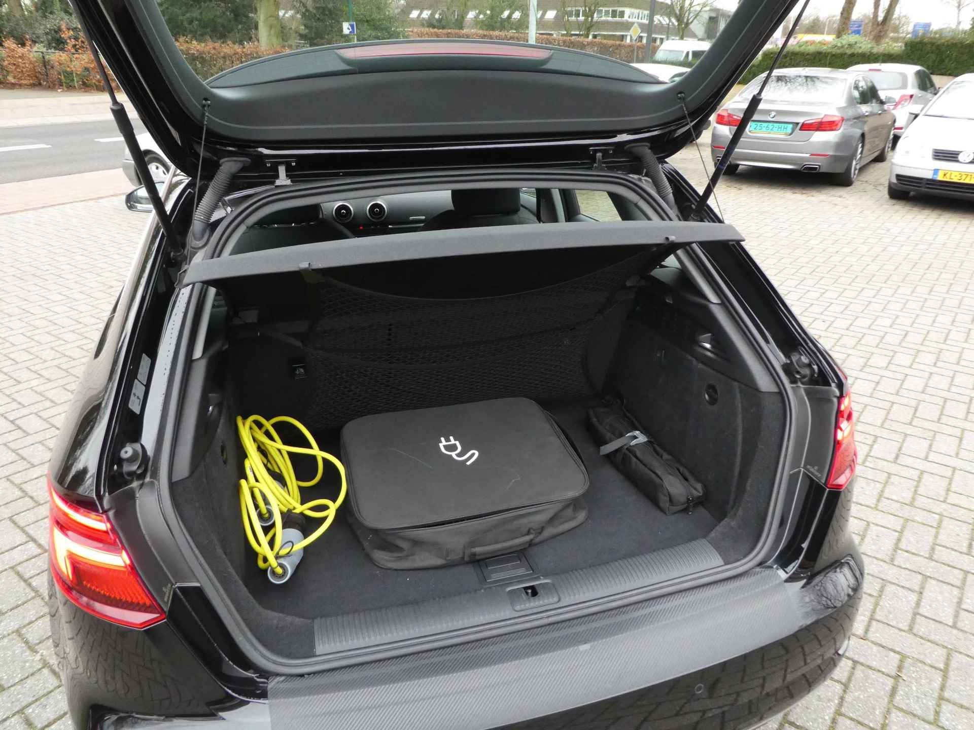 Audi A3 Sportback 1.4 E-Tron 204PK Sport Pro Line plus VirtualDash|Navi|Rijstrook|Trekhaak|Keyless - 36/45