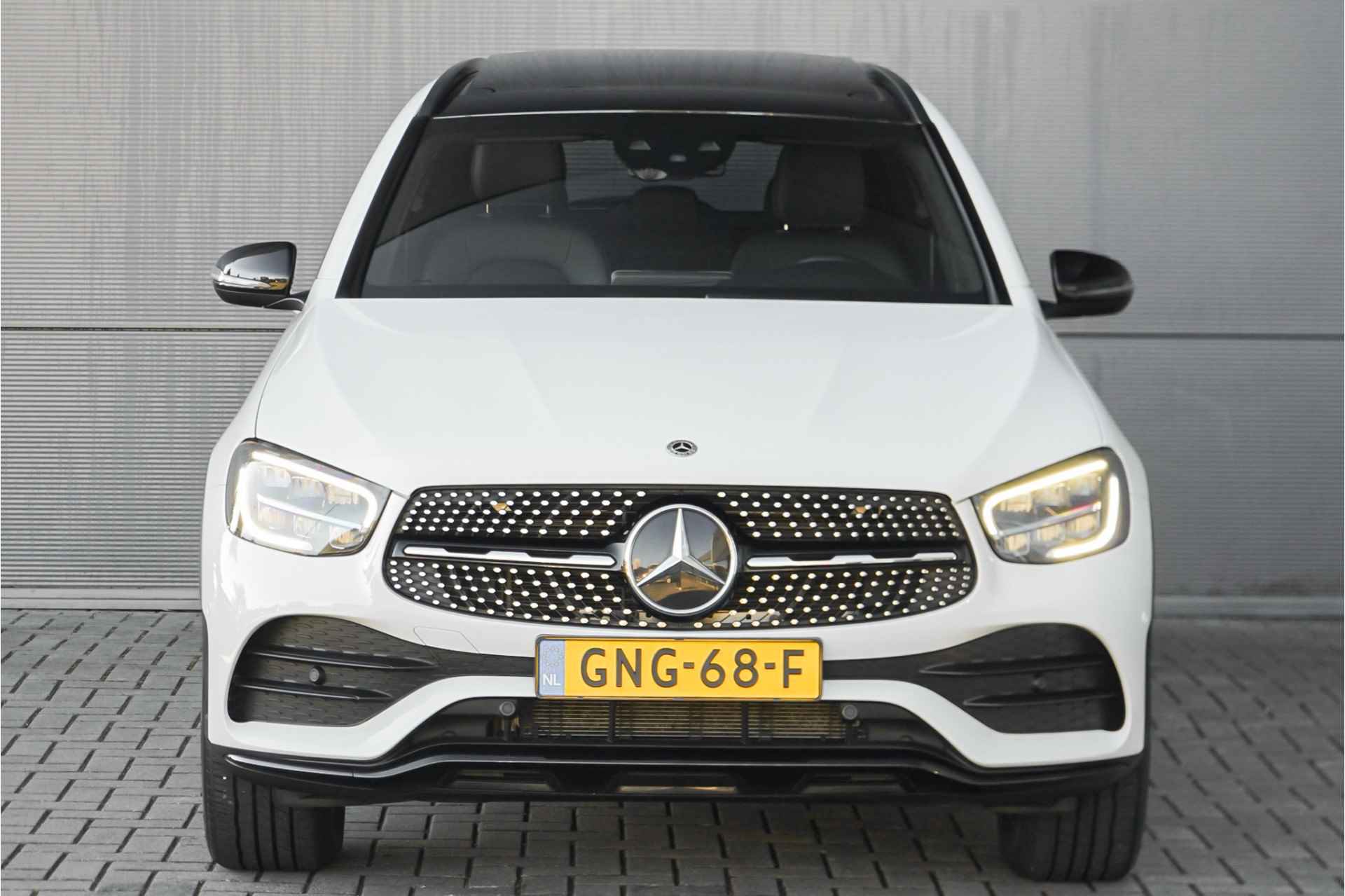 Mercedes-Benz GLC 300e 4MATIC AMG Pano Trekhaak LED Camera - 20/59