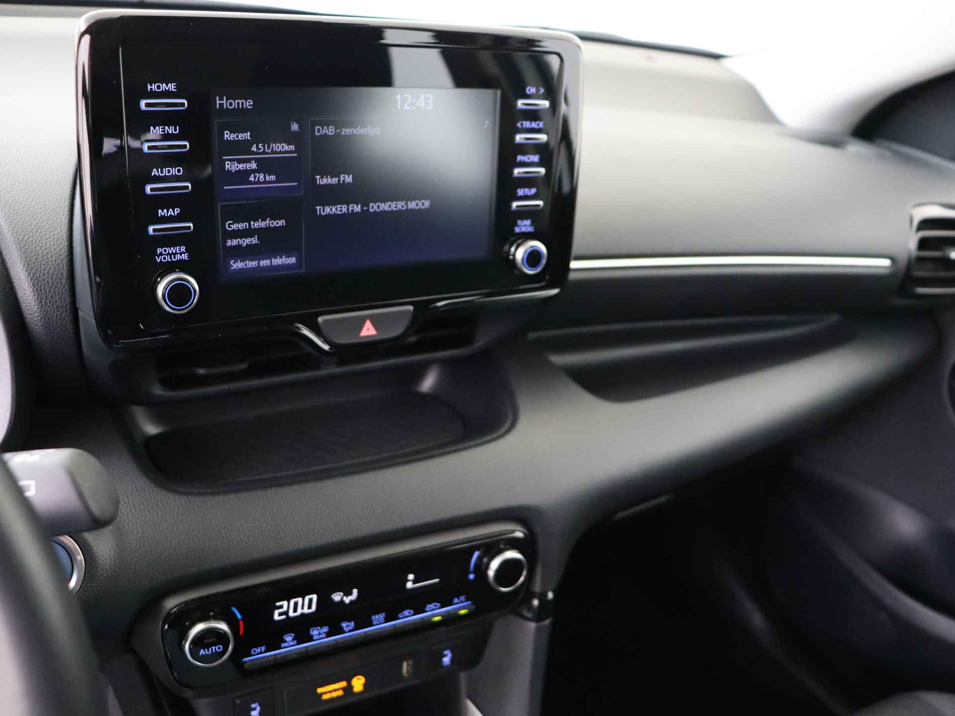 Toyota Yaris 1.5 Hybrid Dynamic Limited I Apple Carplay/Android Auto I Climate Control I Cruise Control Adaptief I Camera I Stoelverwarming | Dealer Onderhouden I Keyless Entry/Start I USB I - 8/46
