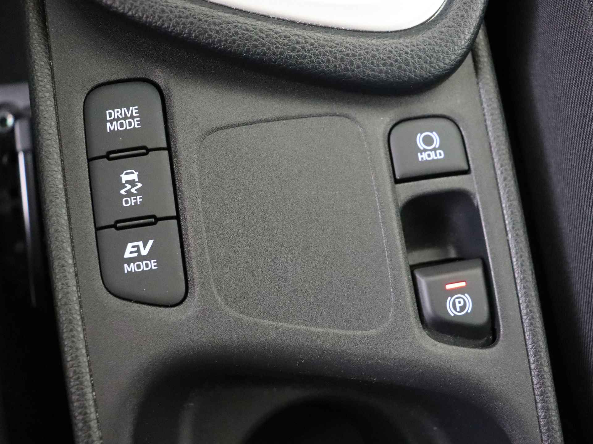 Toyota Yaris 1.5 Hybrid Dynamic Limited I Apple Carplay/Android Auto I Climate Control I Cruise Control Adaptief I Camera I Stoelverwarming | Dealer Onderhouden I Keyless Entry/Start I USB I - 32/46