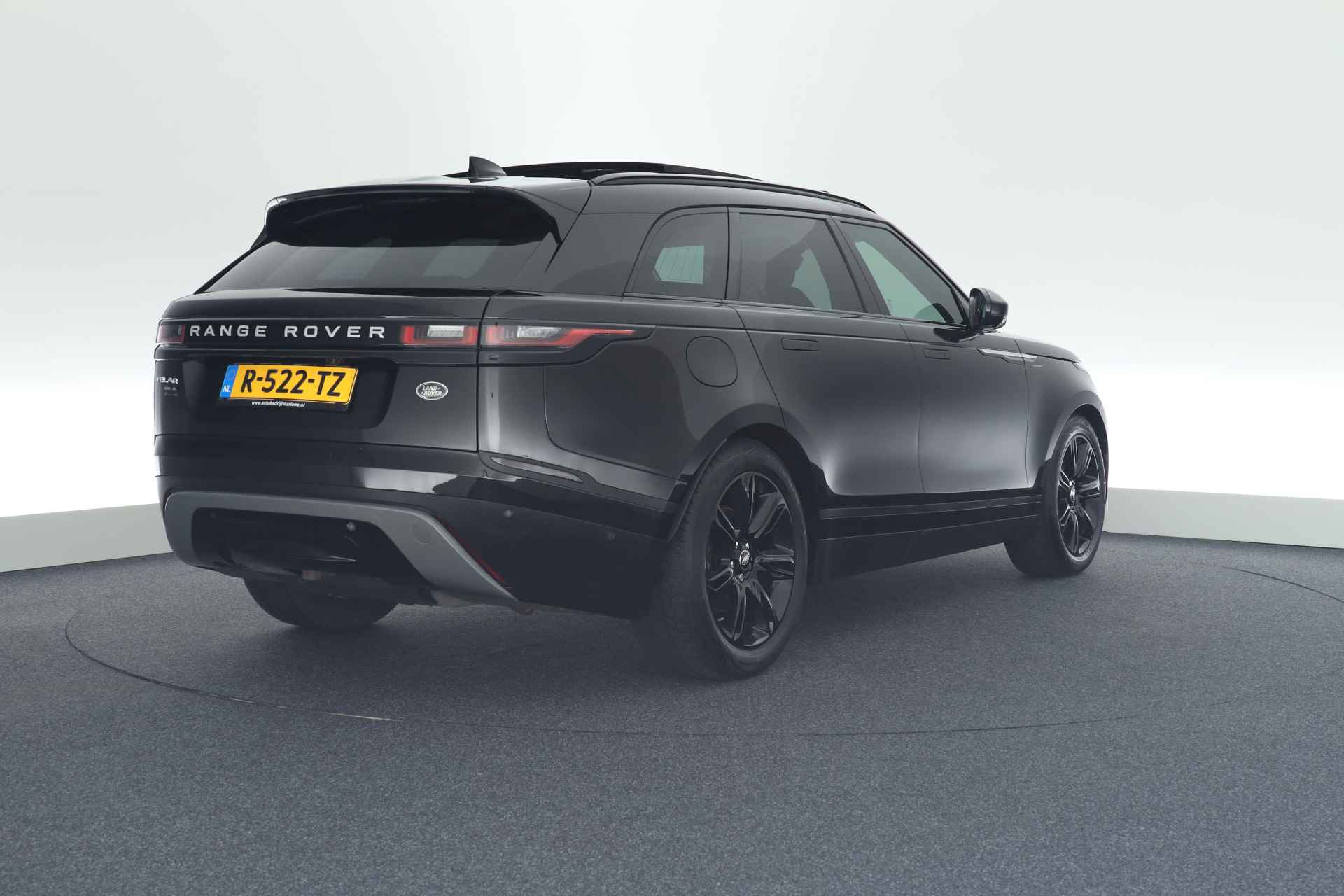 Land Rover Range Rover Velar 3.0 V6 300pk AWD R-Dynamic HSE Trekhaak 360Camera Head-Up Luchtvering Panoramadak Navigatie - 11/50