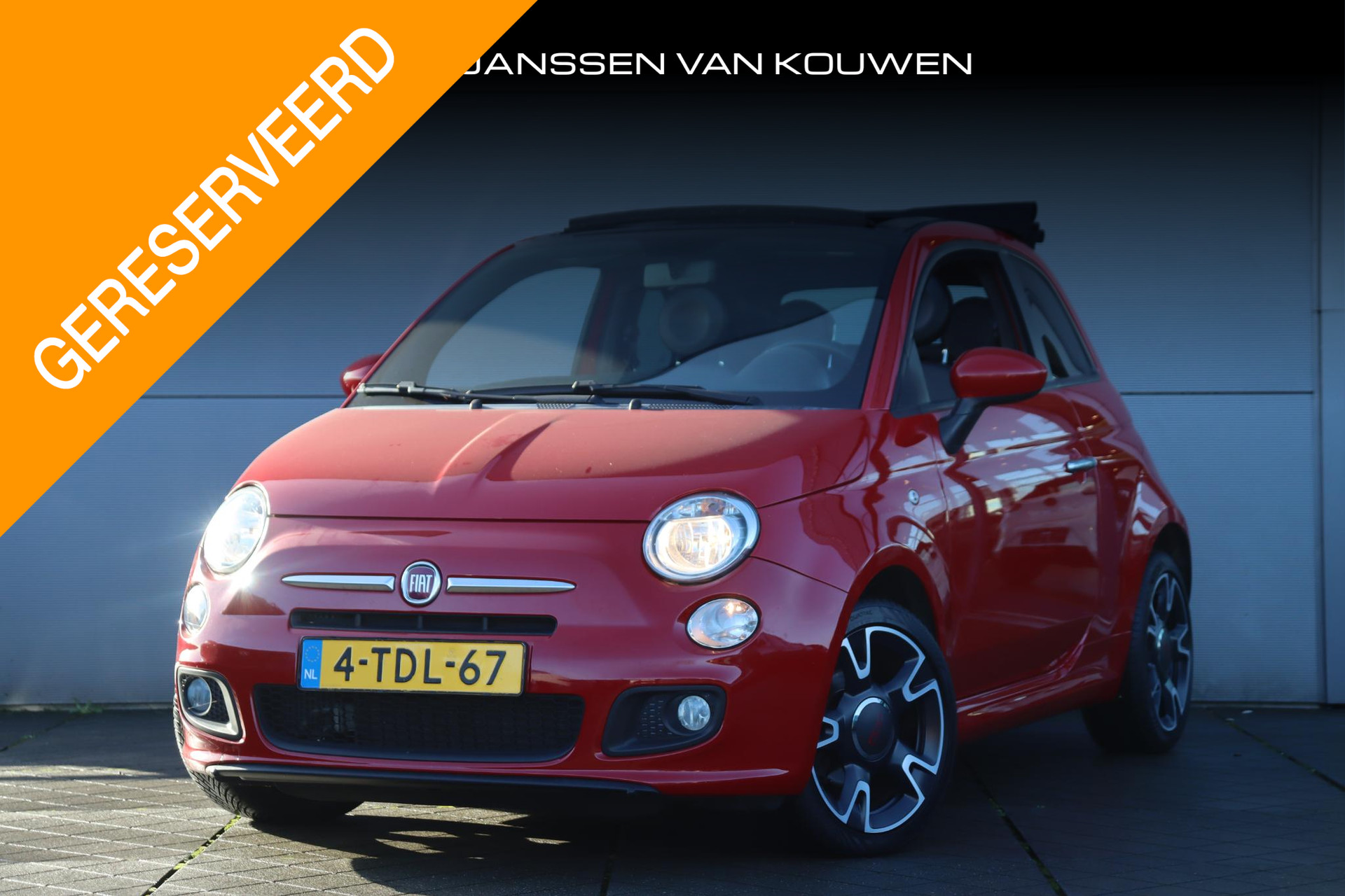 Fiat 500 C 0.9 TwinAir Sport / Cabrio / Airco / Sportstoelen / 16'' velgen / All-Season / PDC