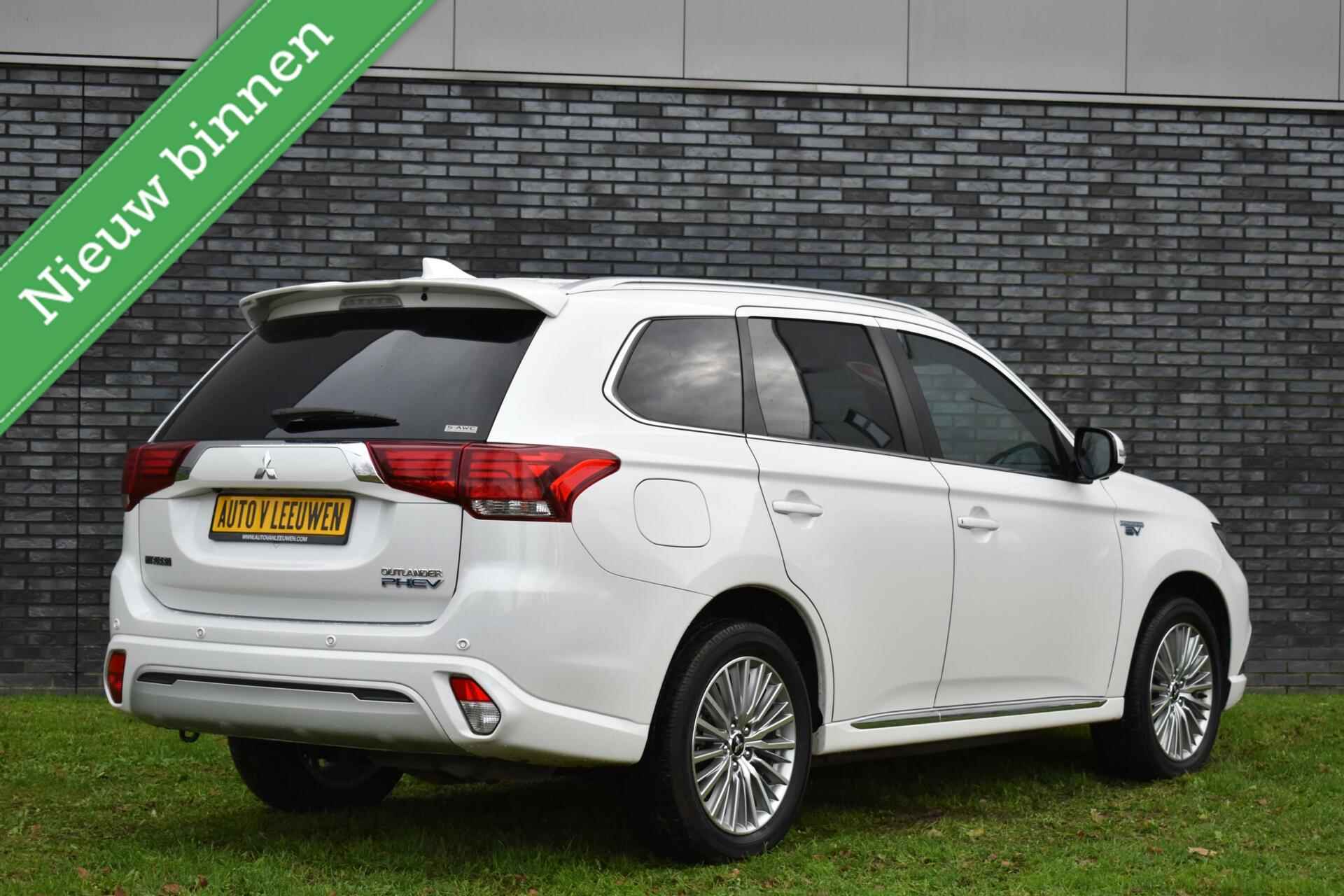 Mitsubishi Outlander 2.4 PHEV Intense+ LEDER VOL! 360º CAMERA/ELEK. A. KLEP/CARPLAY-ANDROID WIFI/ETC,! - 2/33