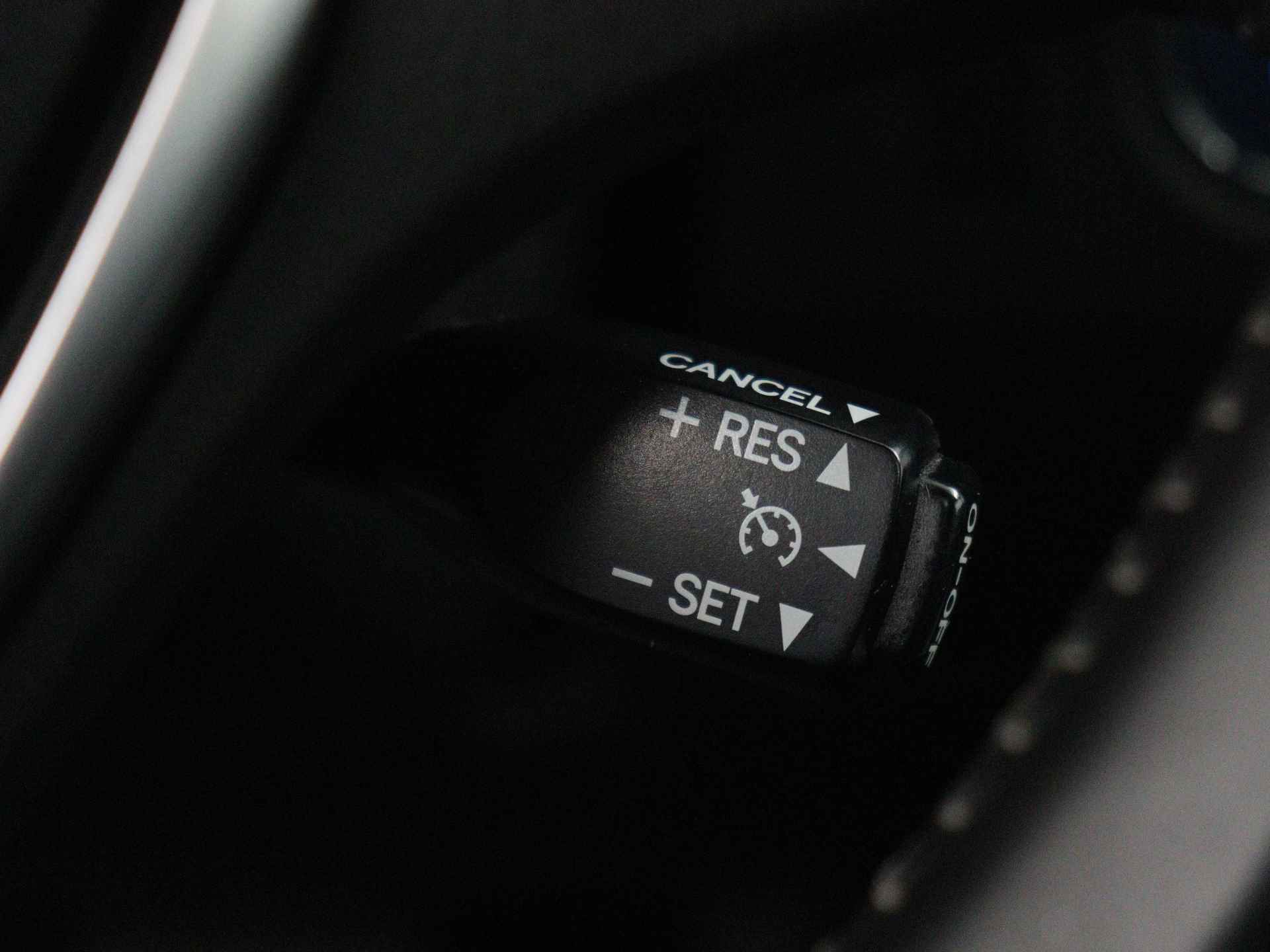 Toyota Auris Touring Sports 1.8 Hybrid Trend | Panoramadak | Navigatie | Camera | LM Velgen | - 26/42